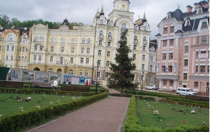 Оренда 4-кімнатної квартири 160 м², Воздвиженська вул., 28-30