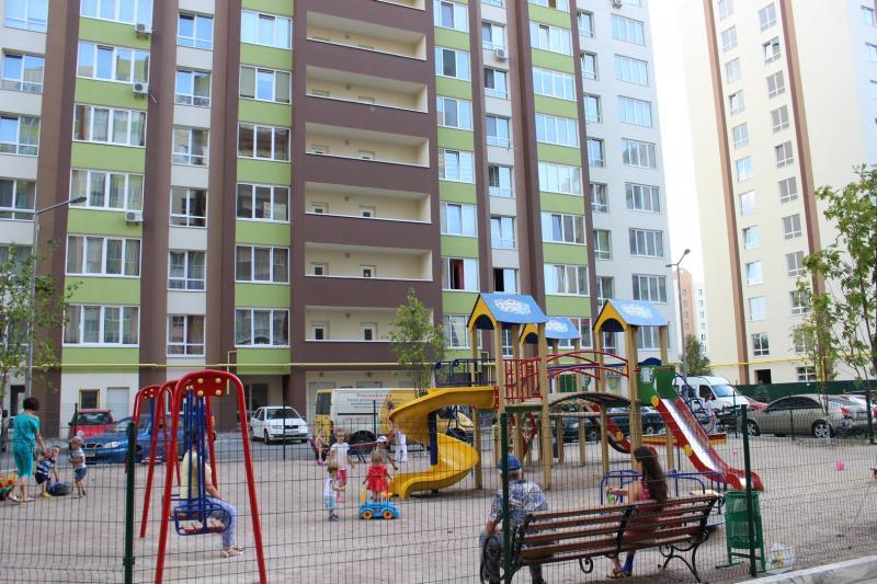 Київська обл., Києво-Святошинський район, с. Софіївська Борщагівка, Академіка Шалімова вул., 67А