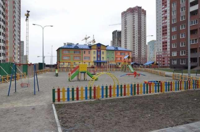 Киев, Елизаветы Чавдар ул., 38А (ЖД СЕВЕРЩИНА)