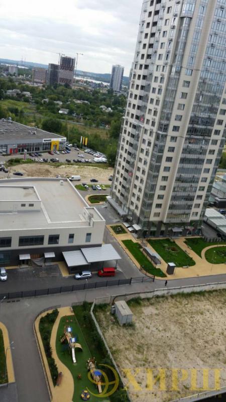 Продажа 2-комнатной квартиры 86 м², Днепровская наб., 14