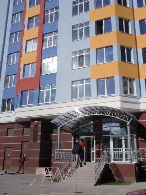 Продаж 2-кімнатної квартири 72 м², Бакинська вул., 37Д