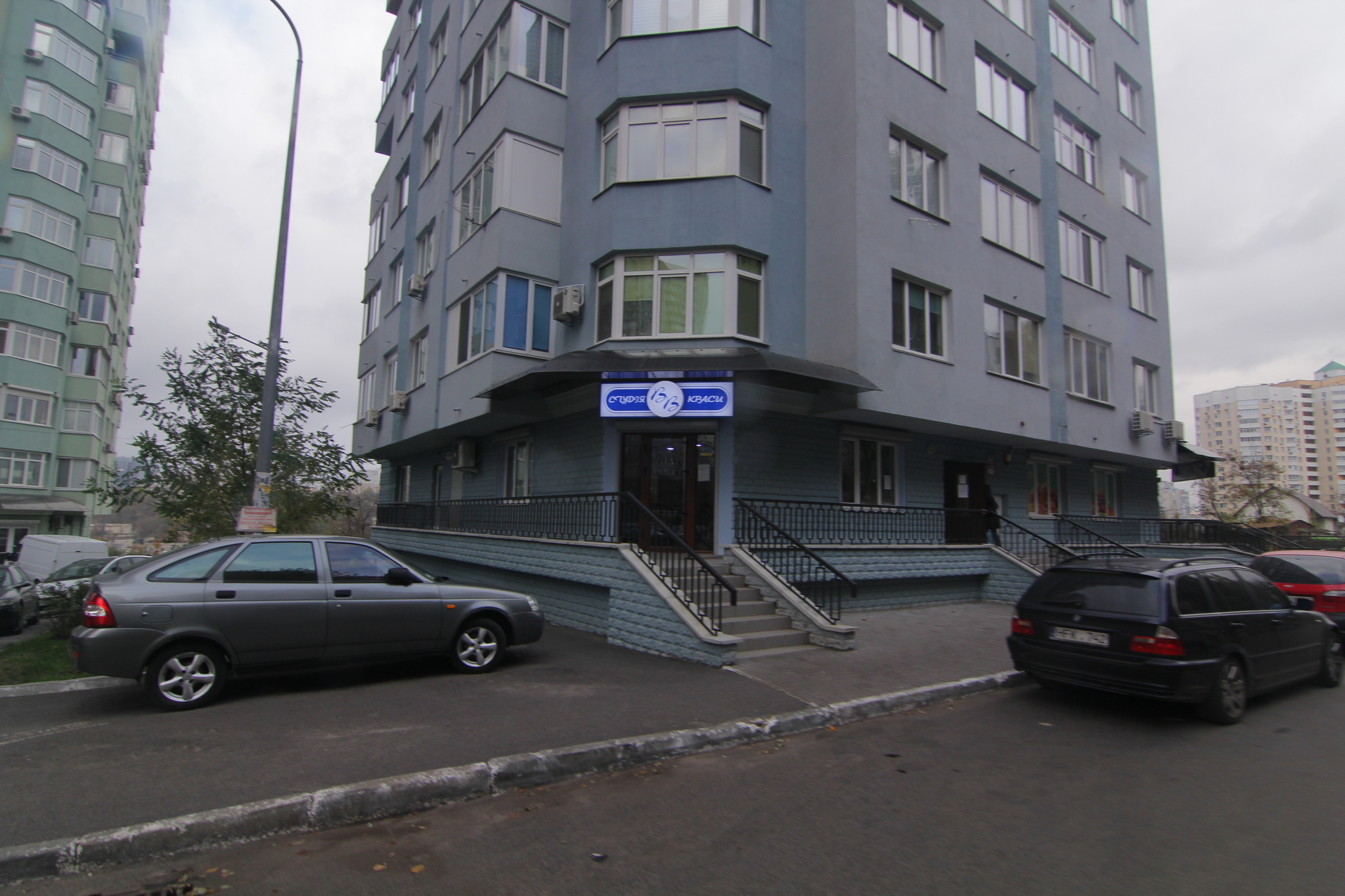 Київ, Феодосійська вул., 3В