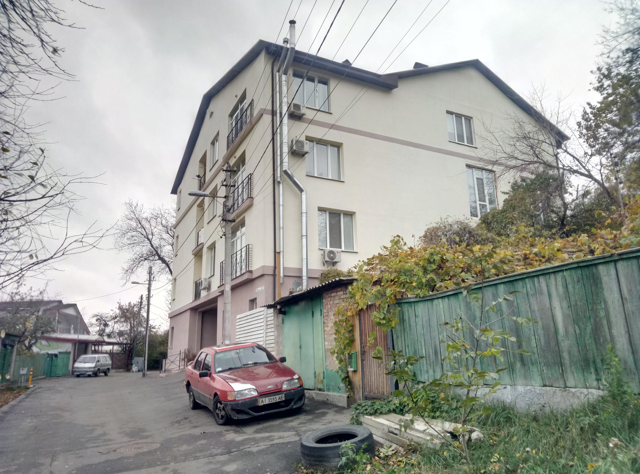 Киев, Тихорецкая ул., 30/7