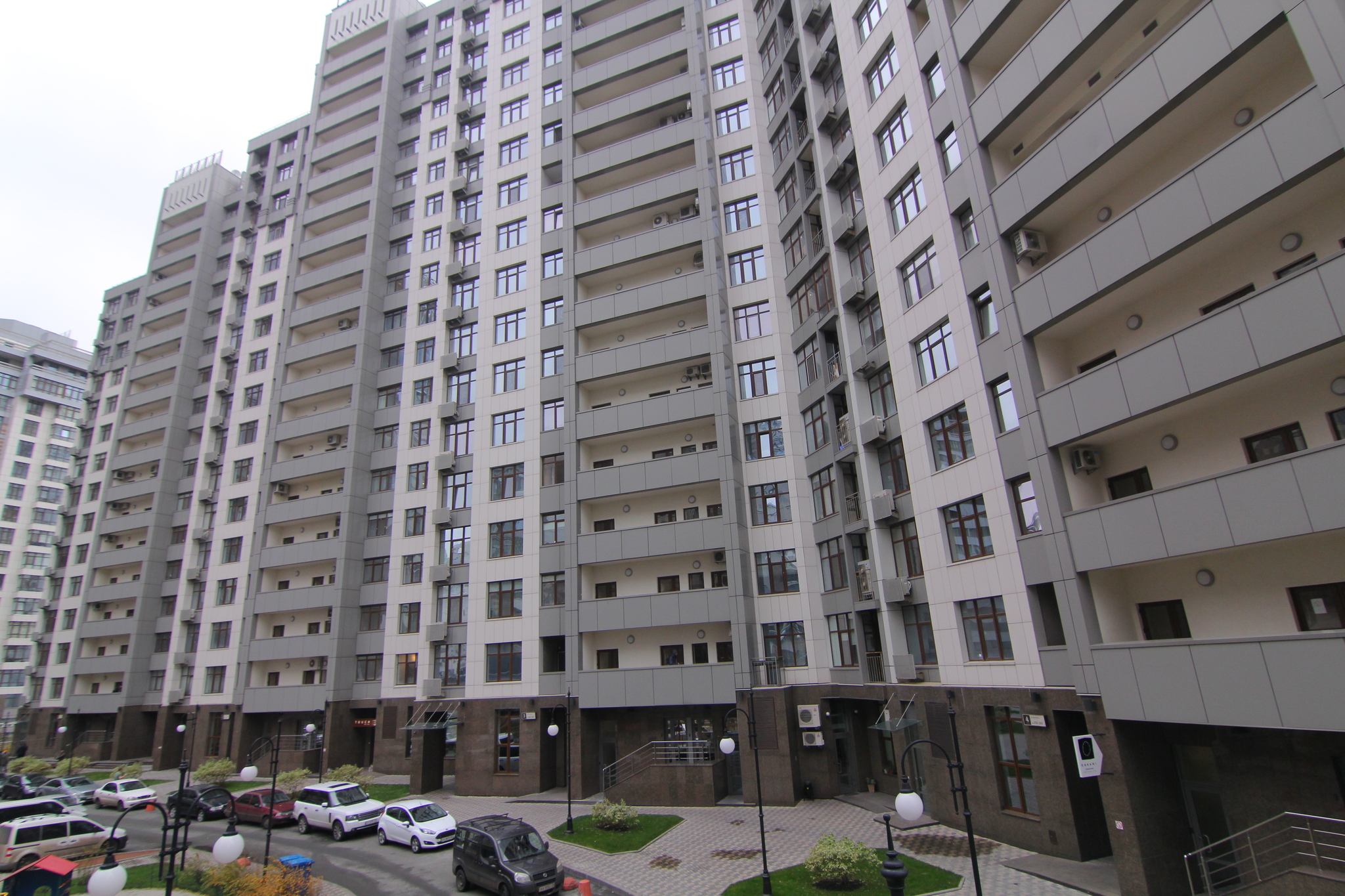 Аренда 3-комнатной квартиры 120 м², Михаила Драгомирова ул., 16