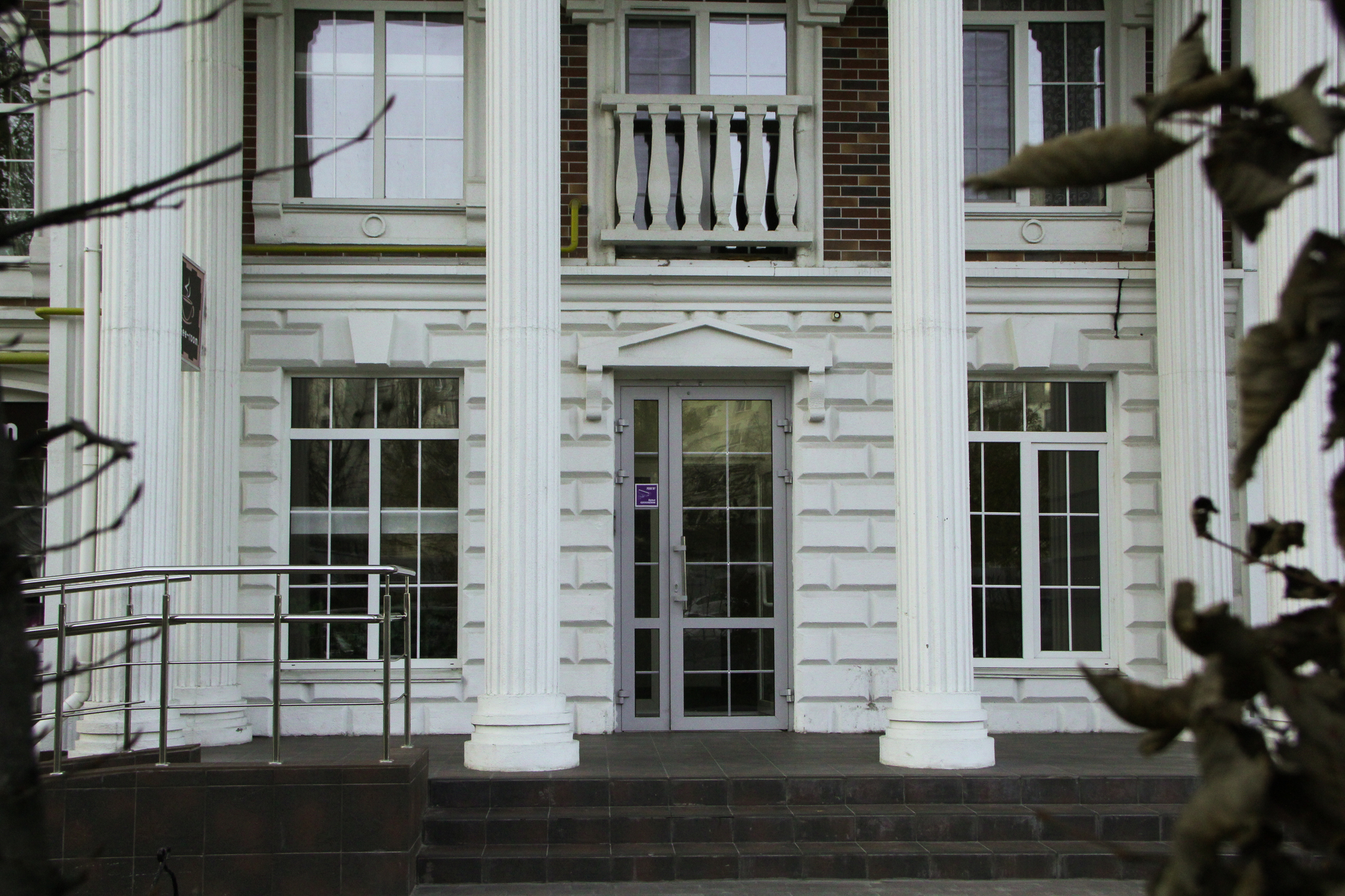 Киев, Дмитрия Луценко ул., 12