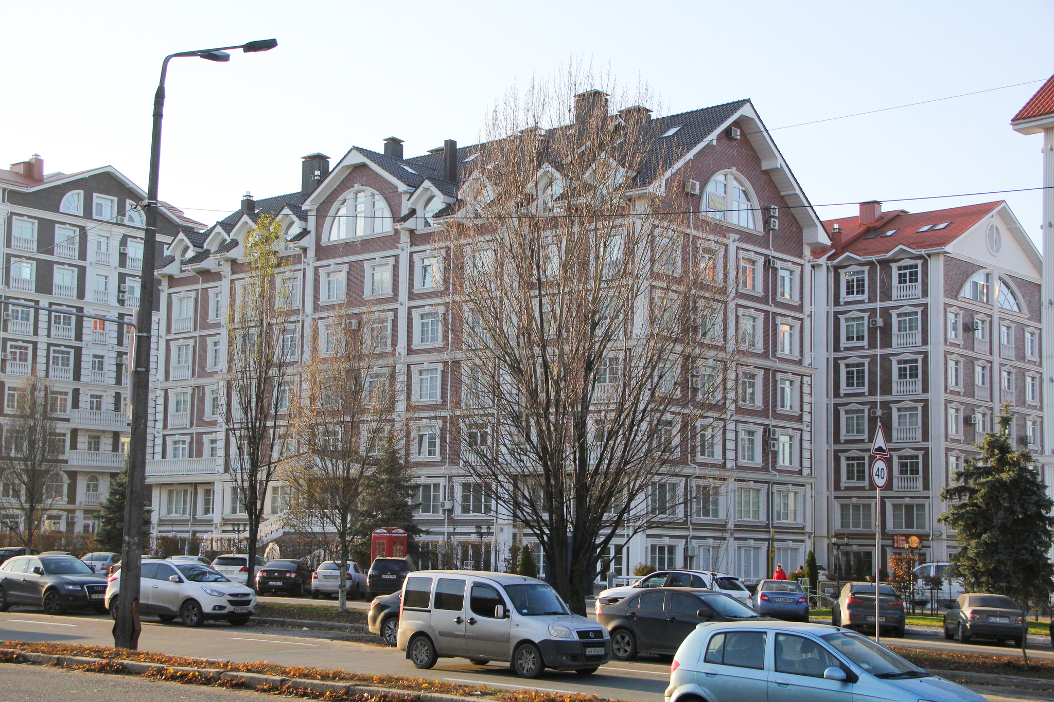 Киев, Дмитрия Луценко ул., 8