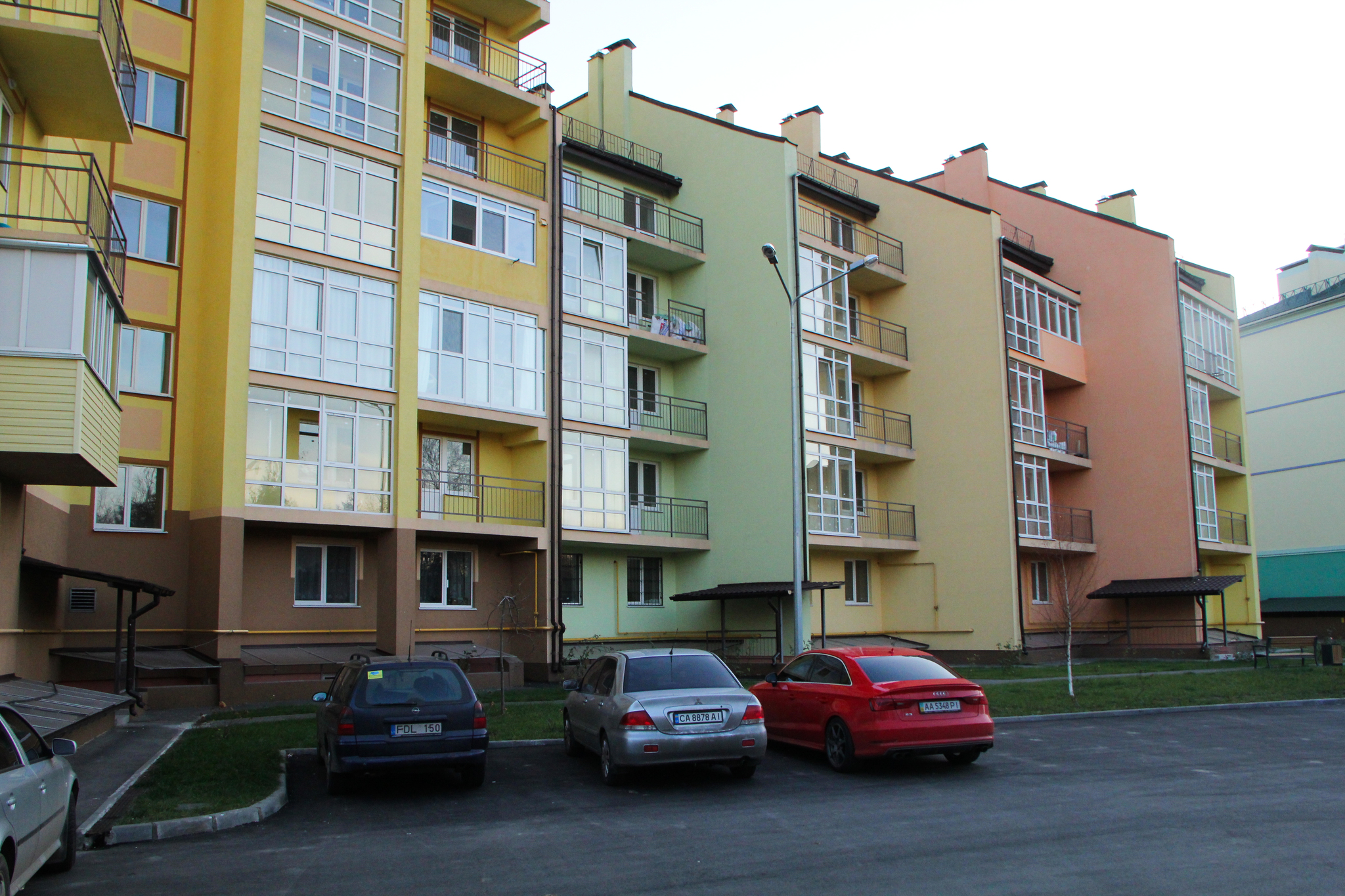 Київ, Академіка Лєбєдєва вул., 1 К2