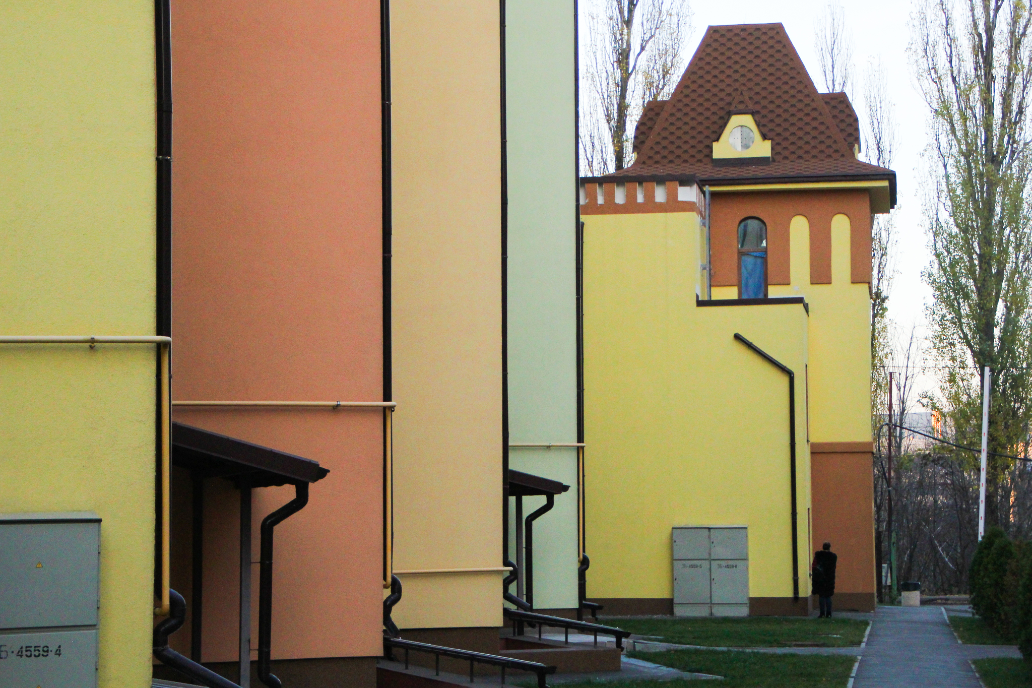 Київ, Академіка Лєбєдєва вул., 1 К2