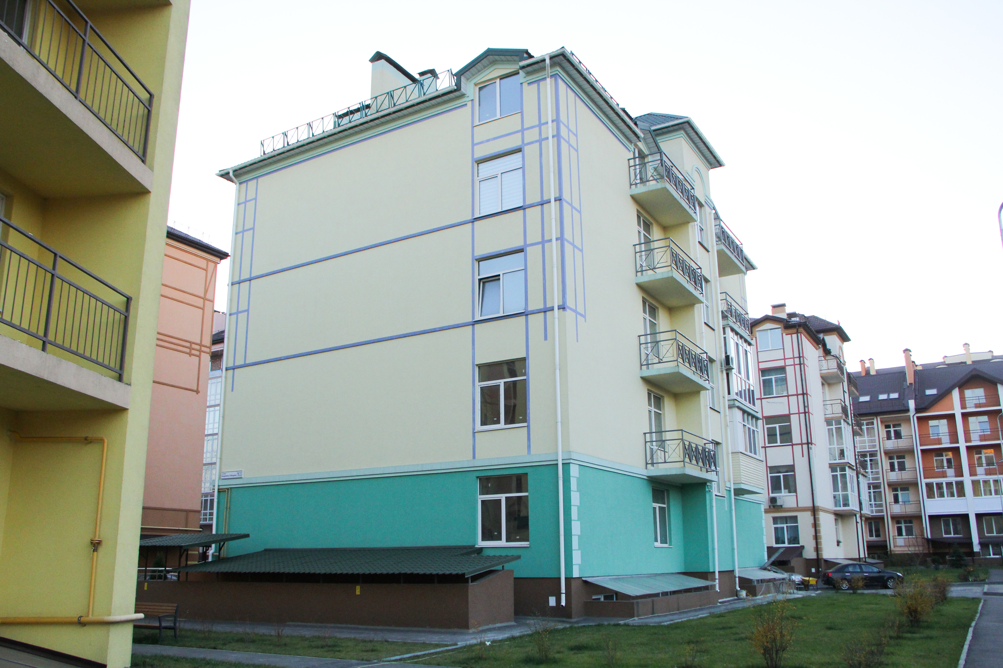 Киев, Академика Лебедева ул., 1 К3
