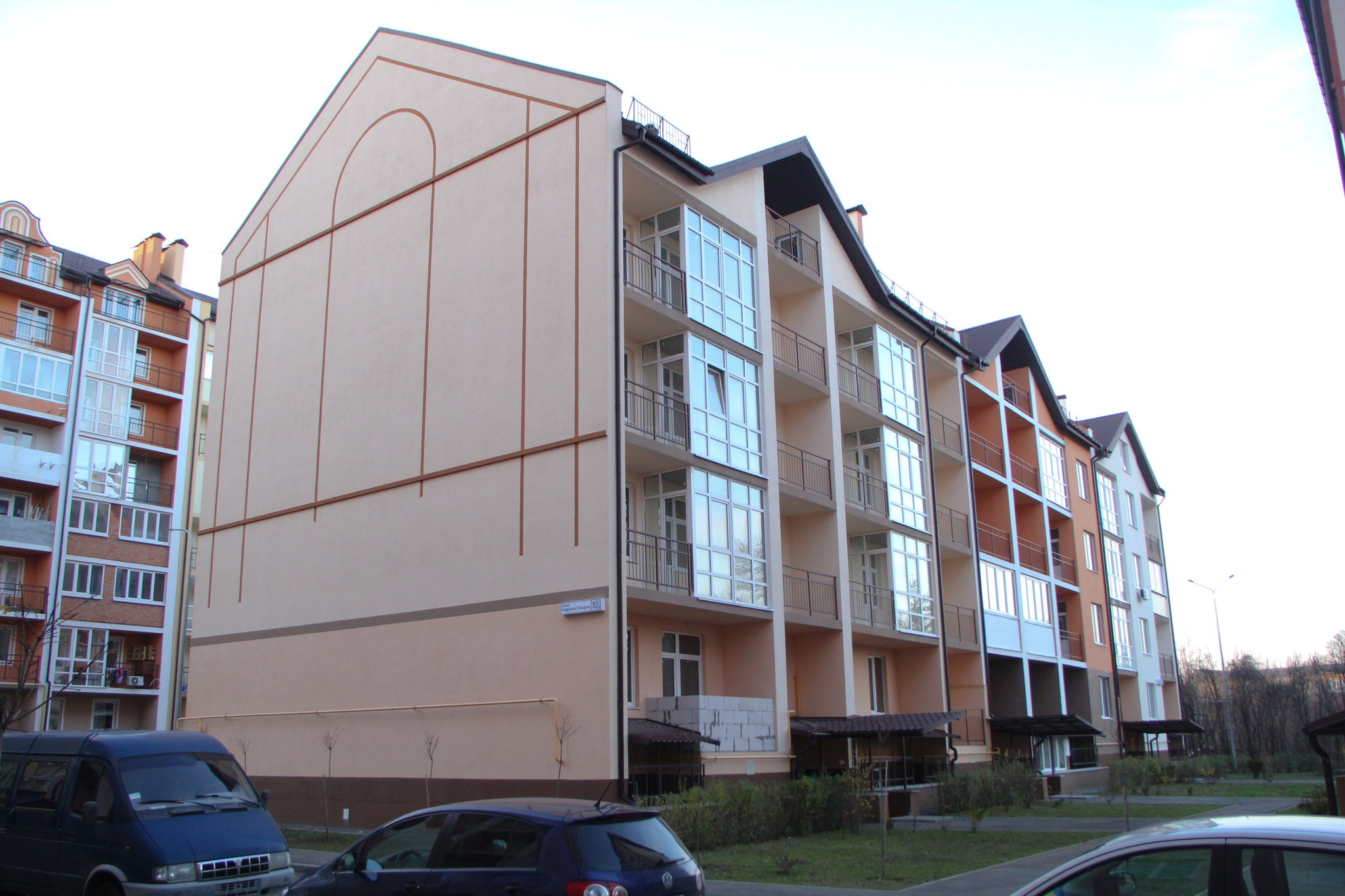 Київ, Академіка Лєбєдєва вул., 1 К6