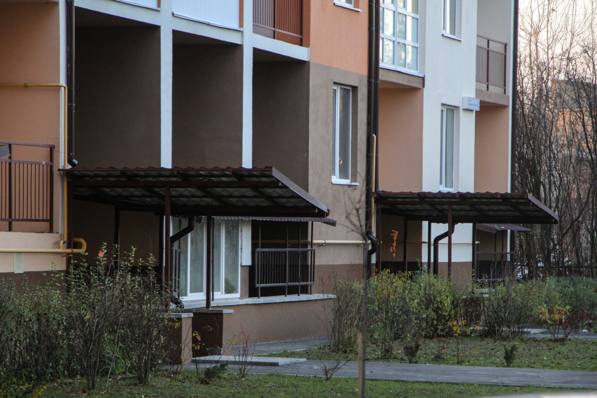 Київ, Академіка Лєбєдєва вул., 1 К6