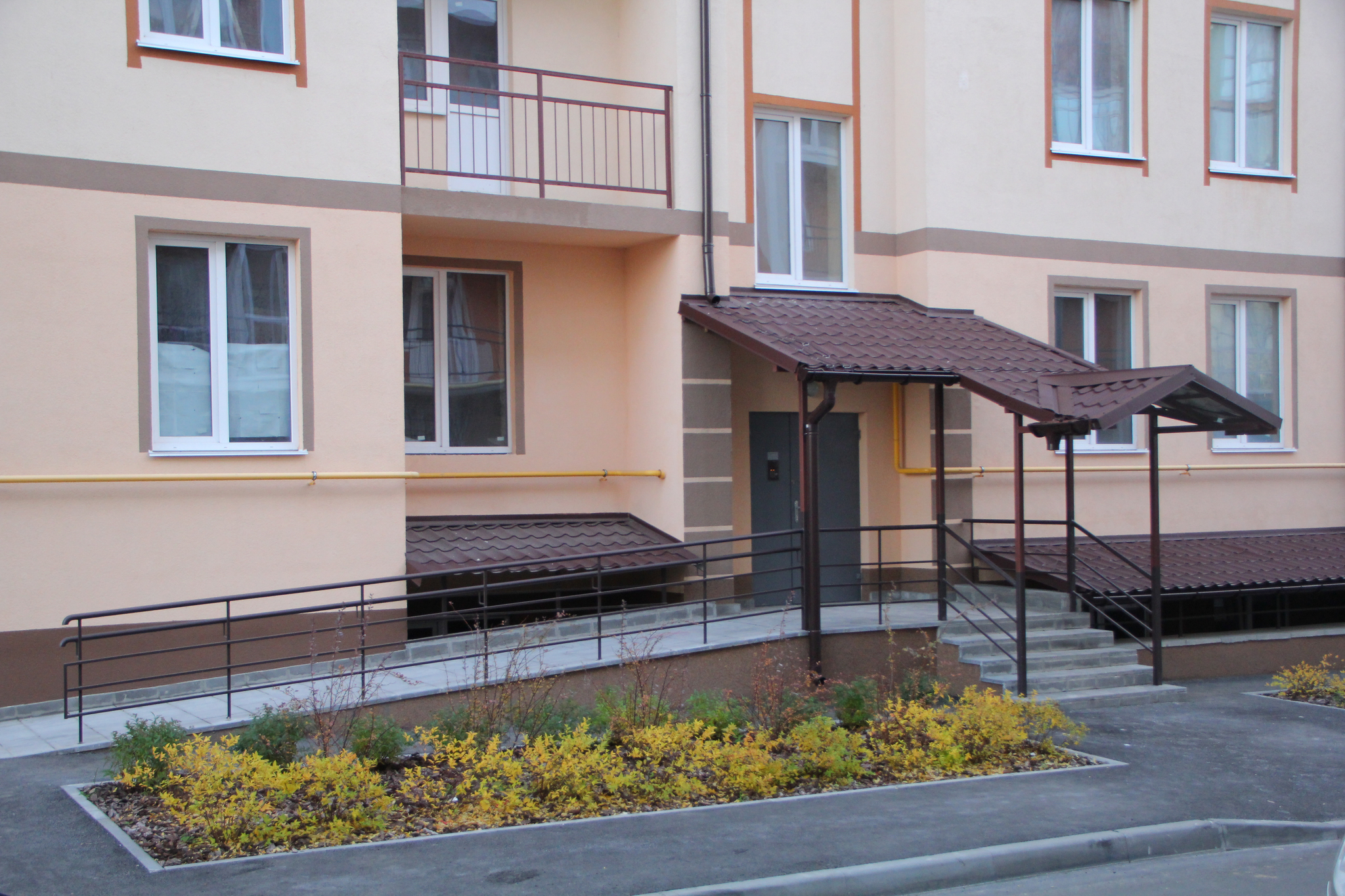 Киев, Академика Лебедева ул., 1 К7