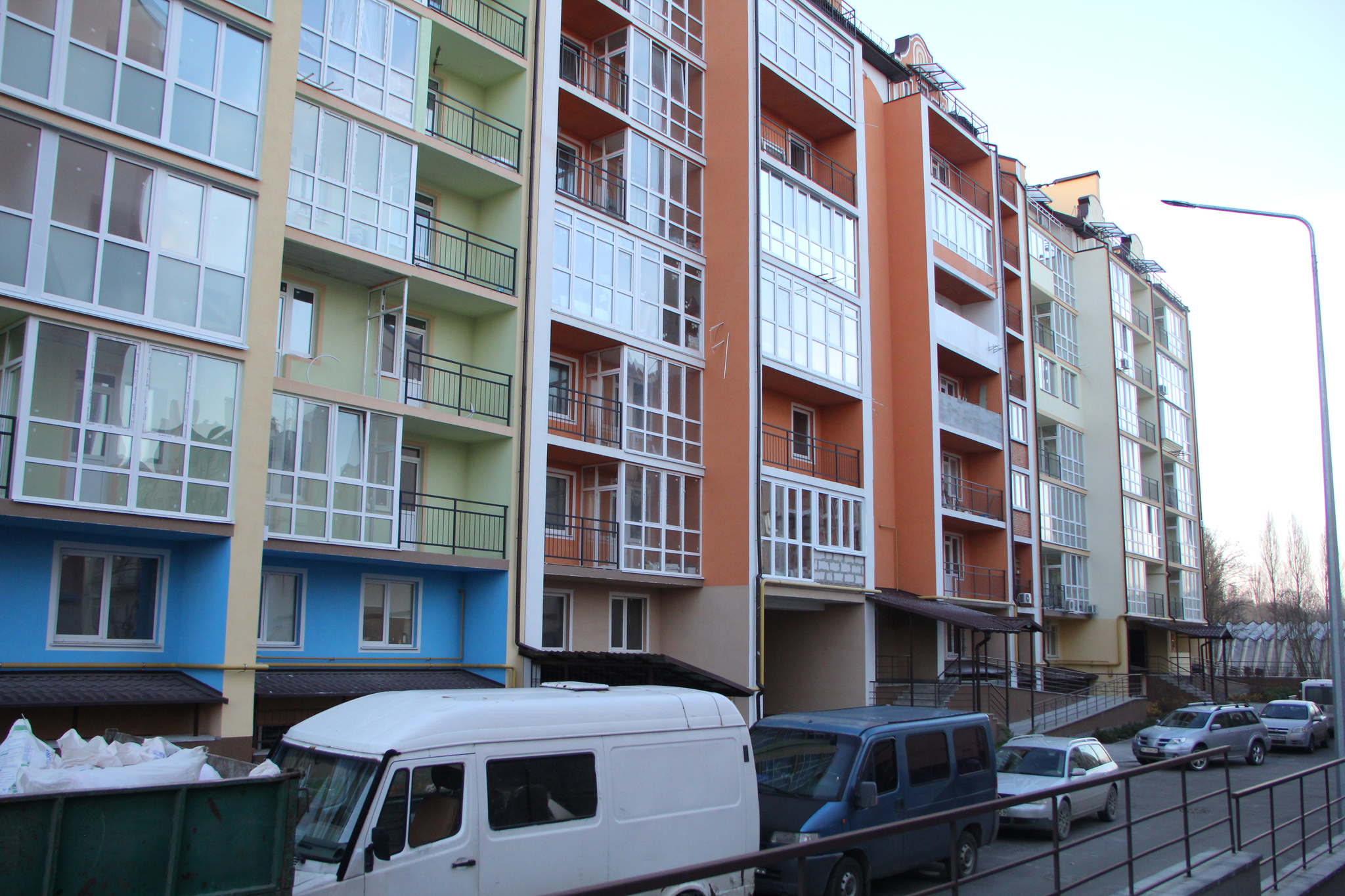 Киев, Академика Лебедева ул., 1 К7