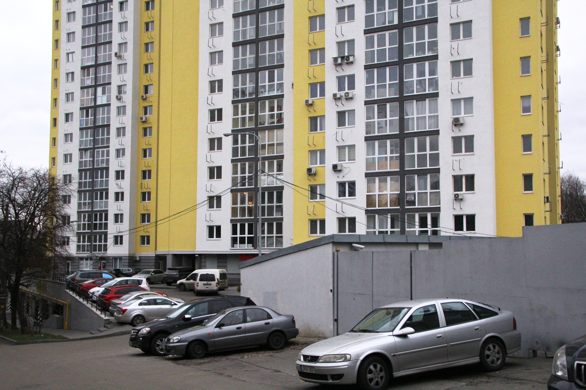 Київ, Вацлава Гавела бул., 9А