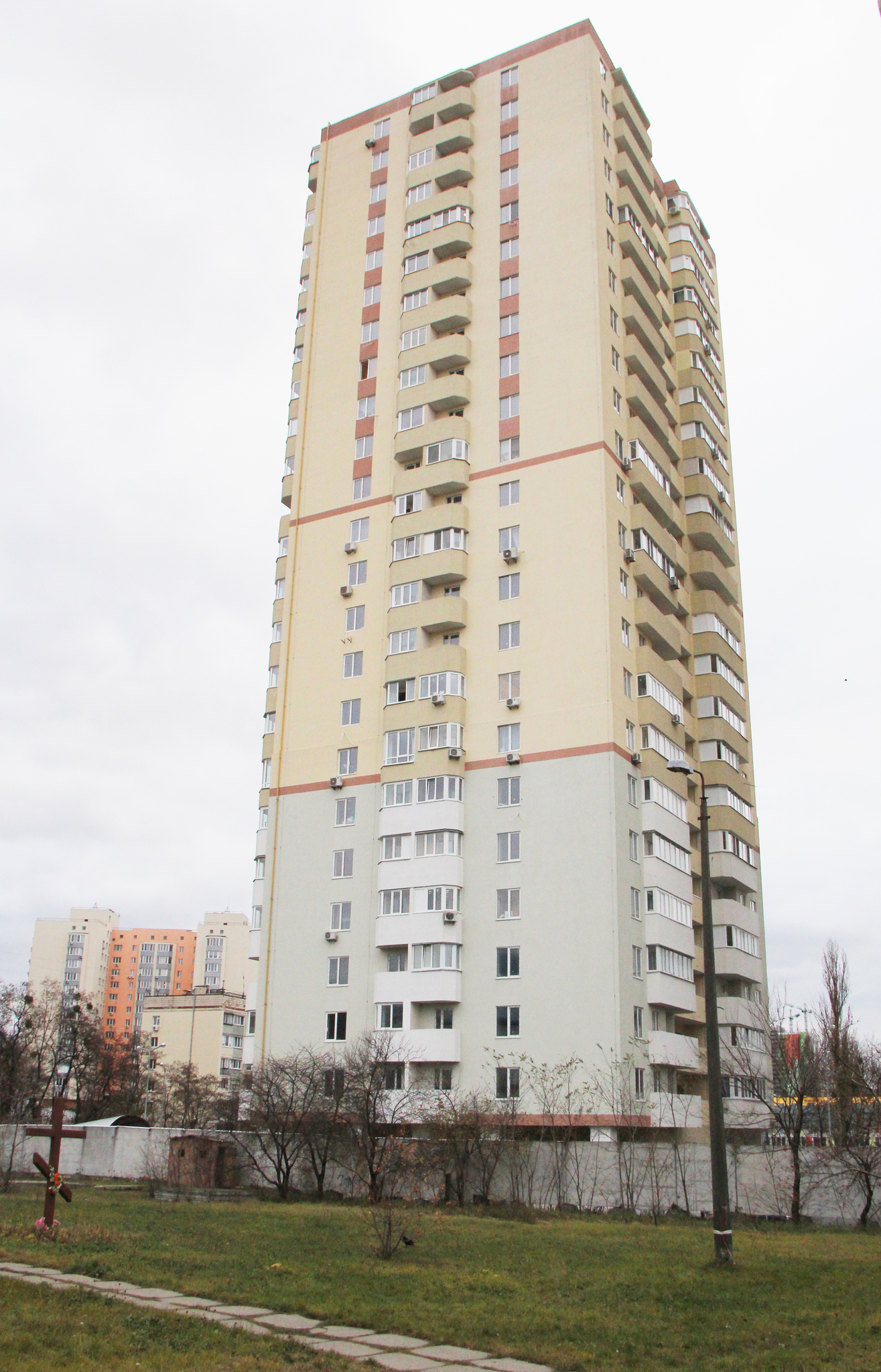 Продажа 1-комнатной квартиры 51.4 м², Западная ул., 10