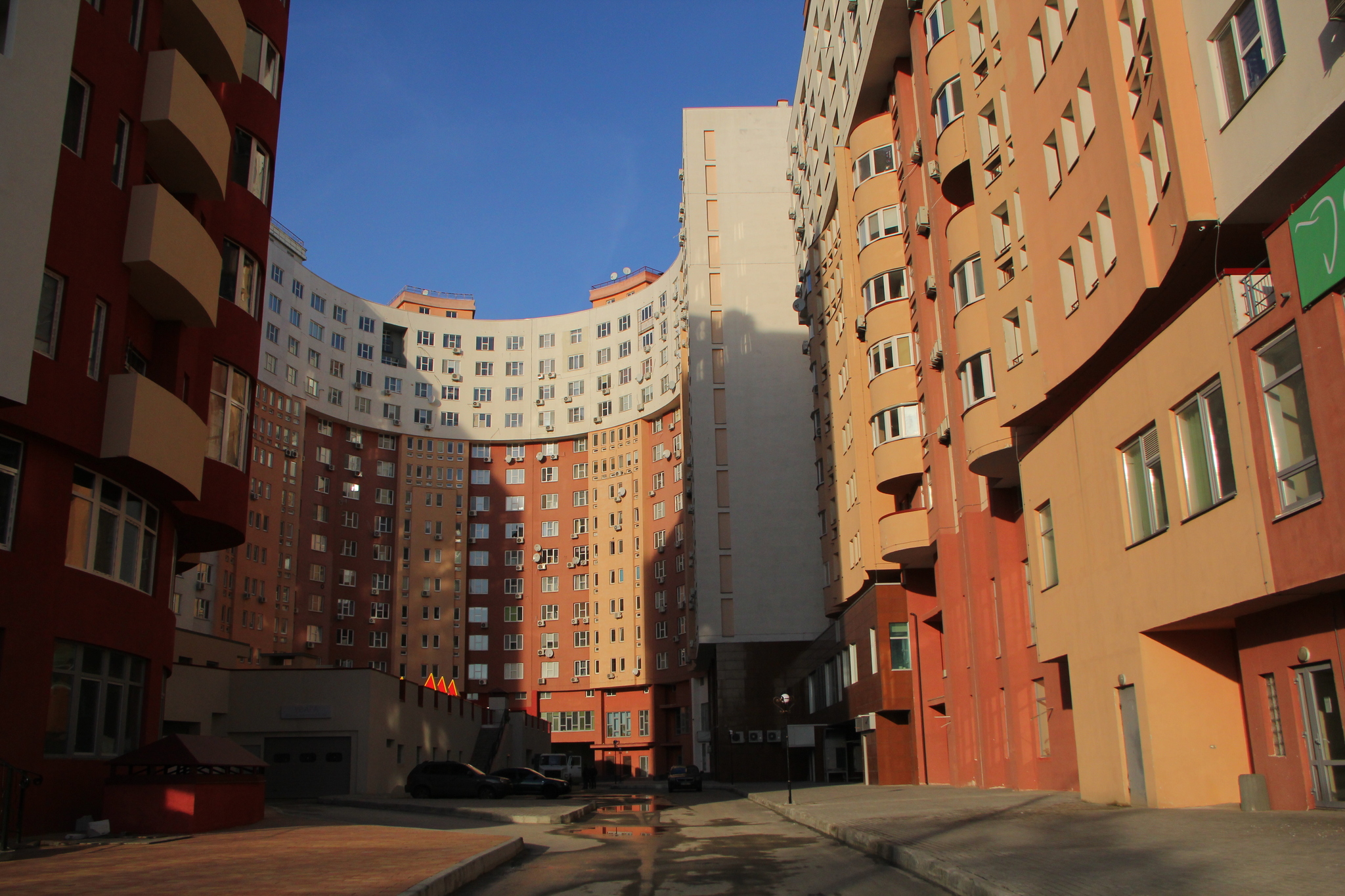 Киев, Эрнста ул., 16Б