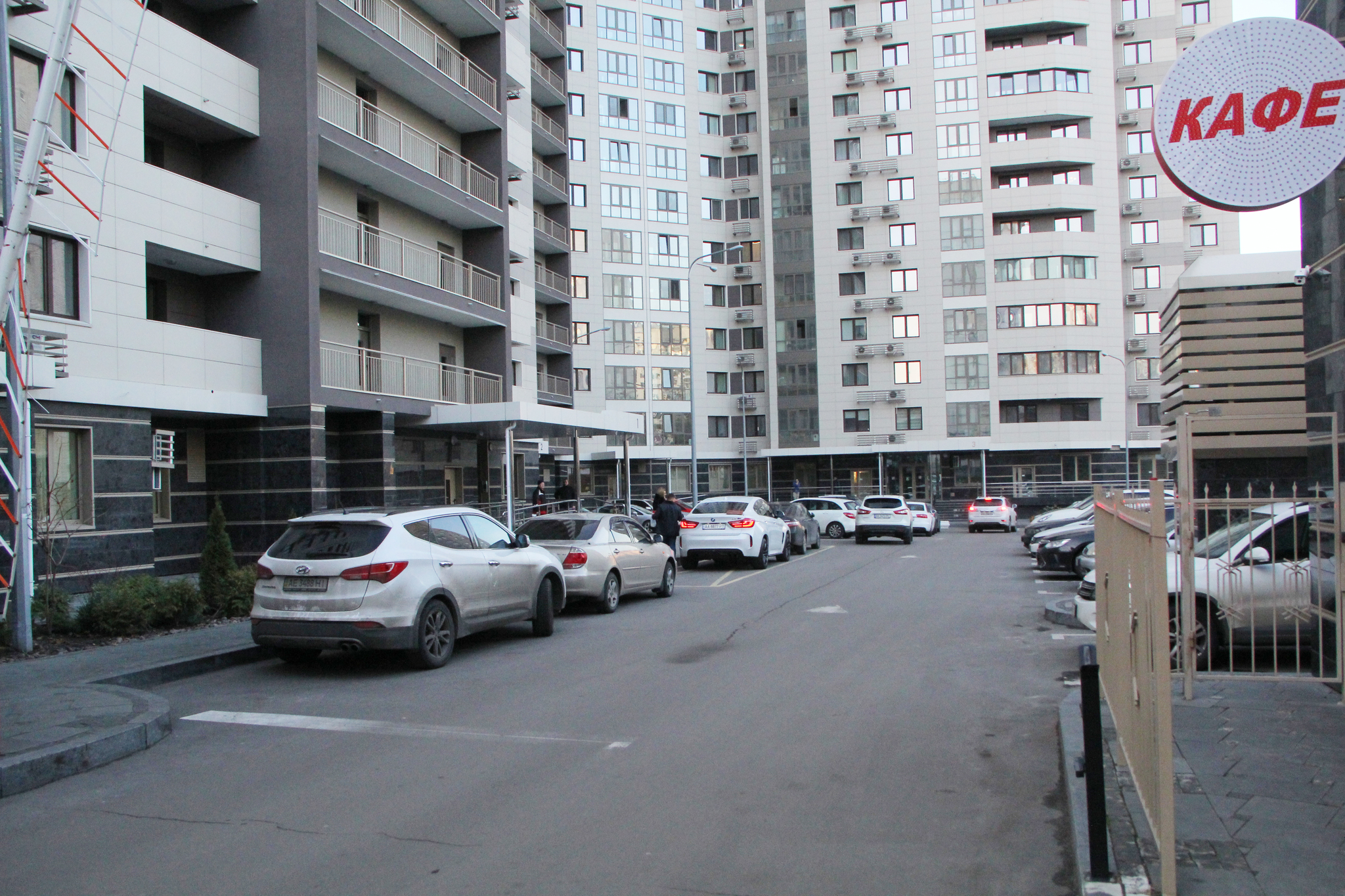 Киев, Патриарха Мстислава Скрипника ул., 40