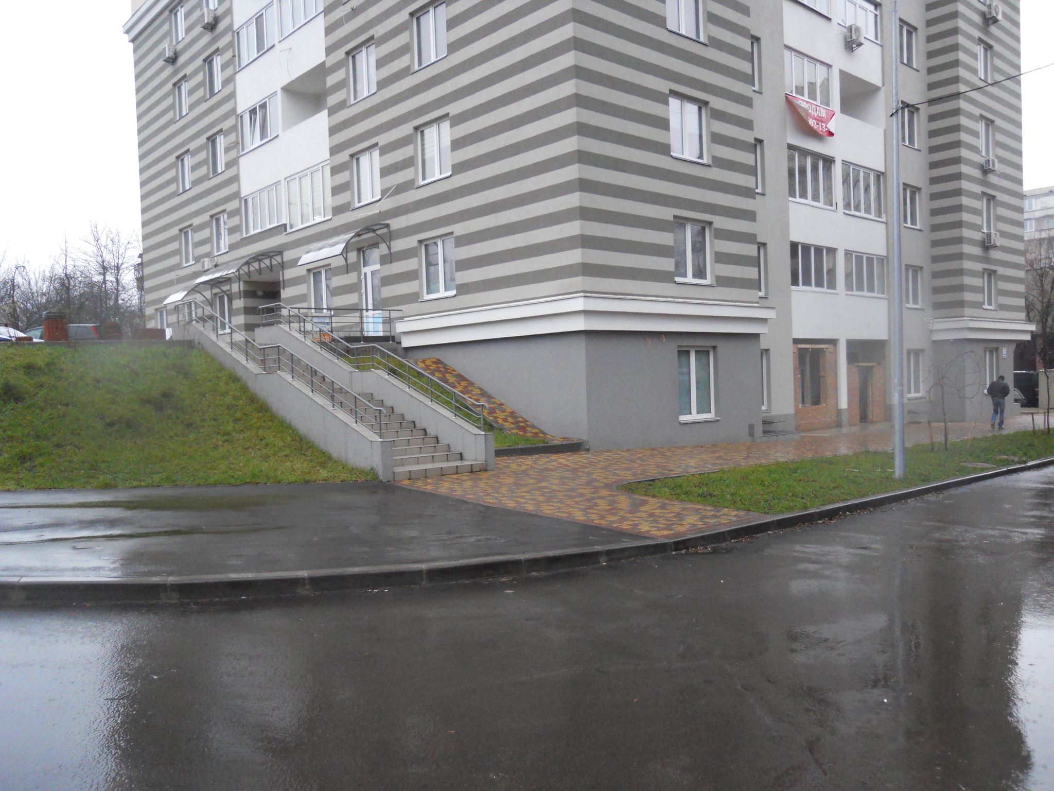 Київ, Тбіліський пров., 1/26