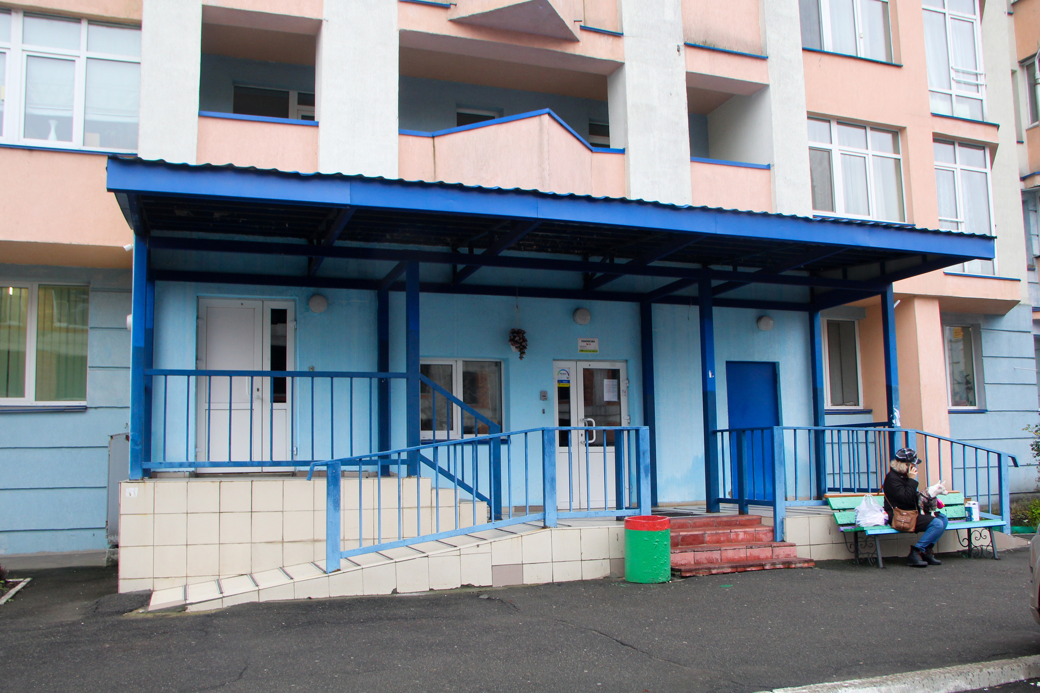 Київ, Ломоносова вул., 54А