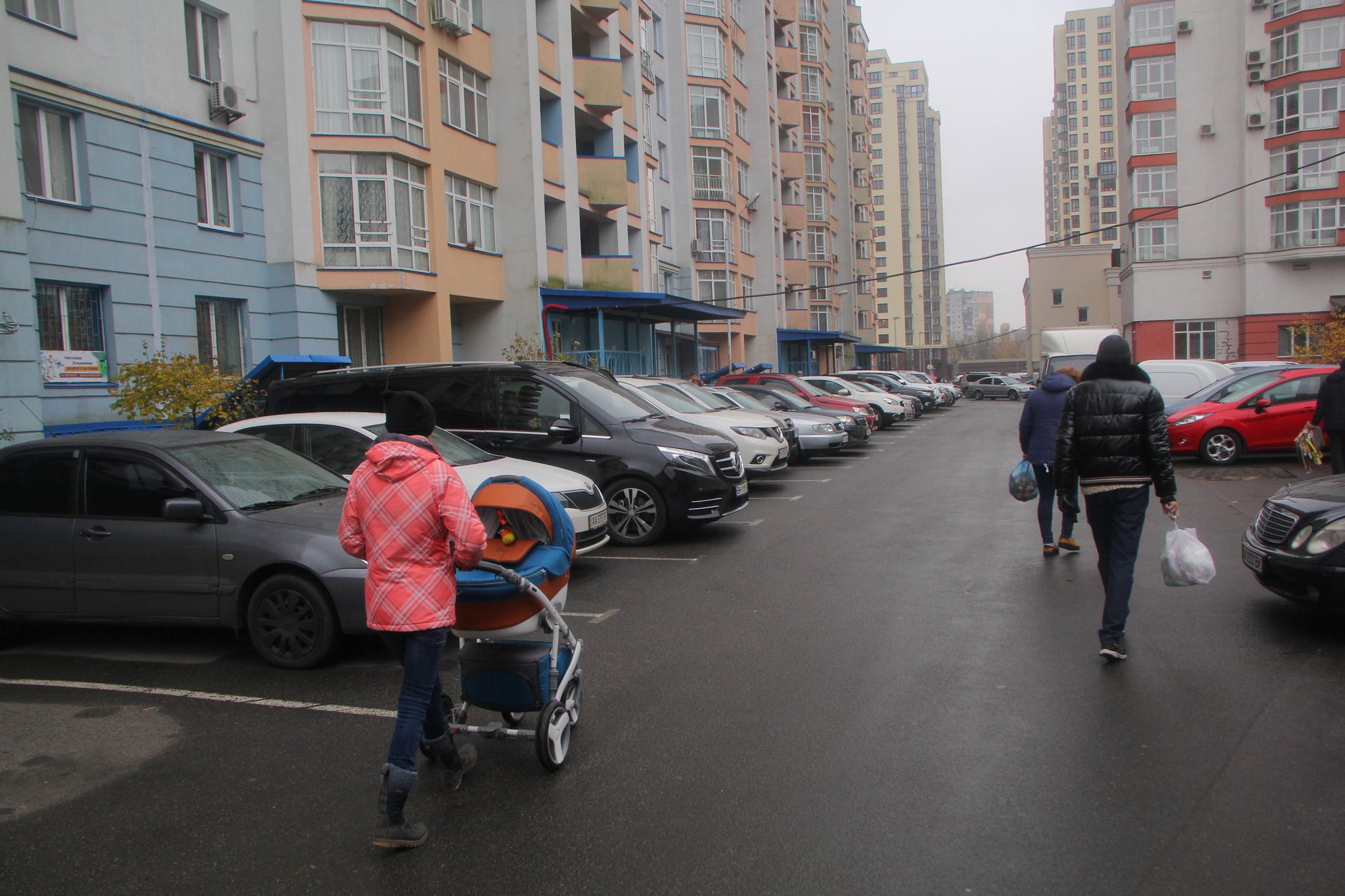 Київ, Ломоносова вул., 58А