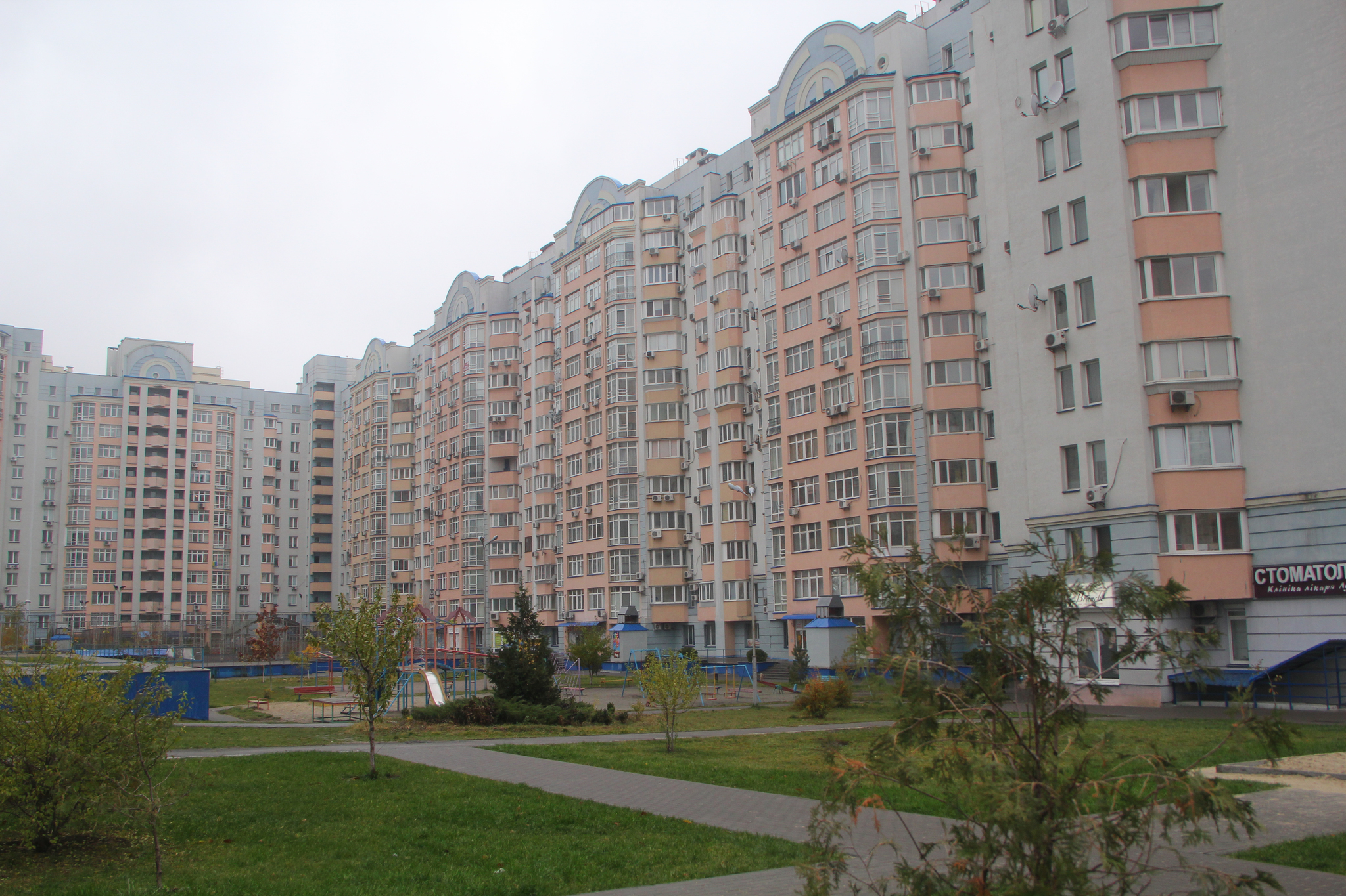 Київ, Ломоносова вул., 58А