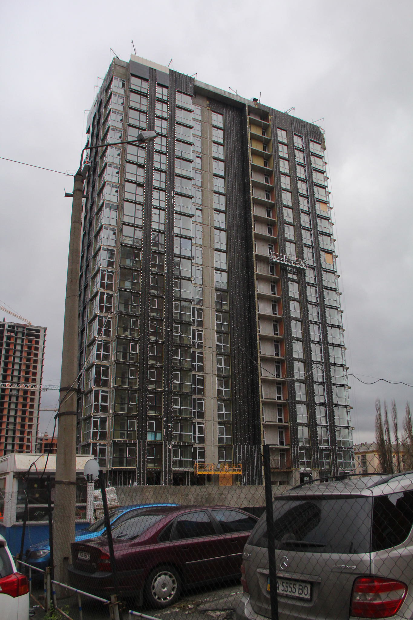 Продажа 3-комнатной квартиры 118.5 м², Предславинская ул., 42