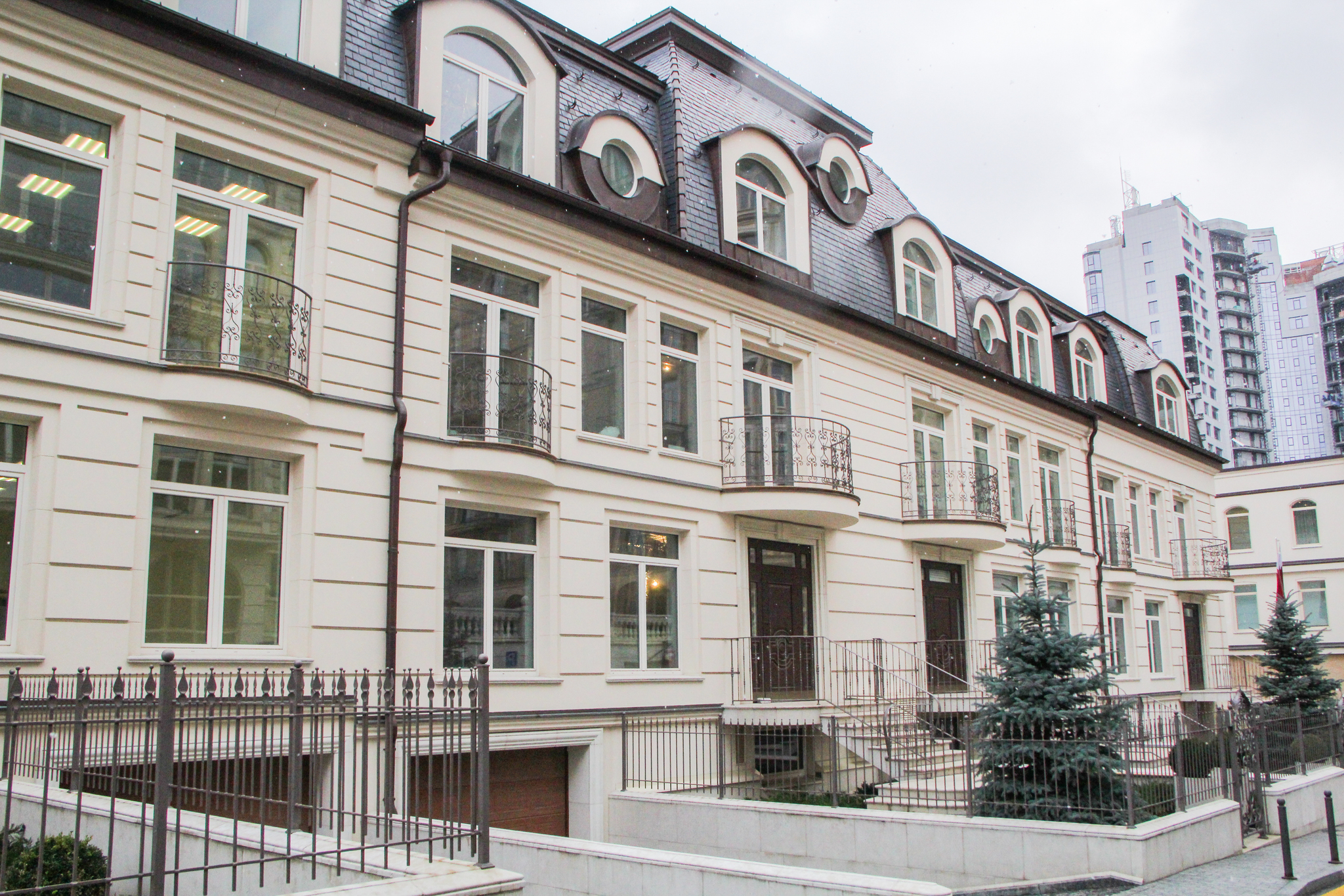 Київ, Новоселицкая вул., 7