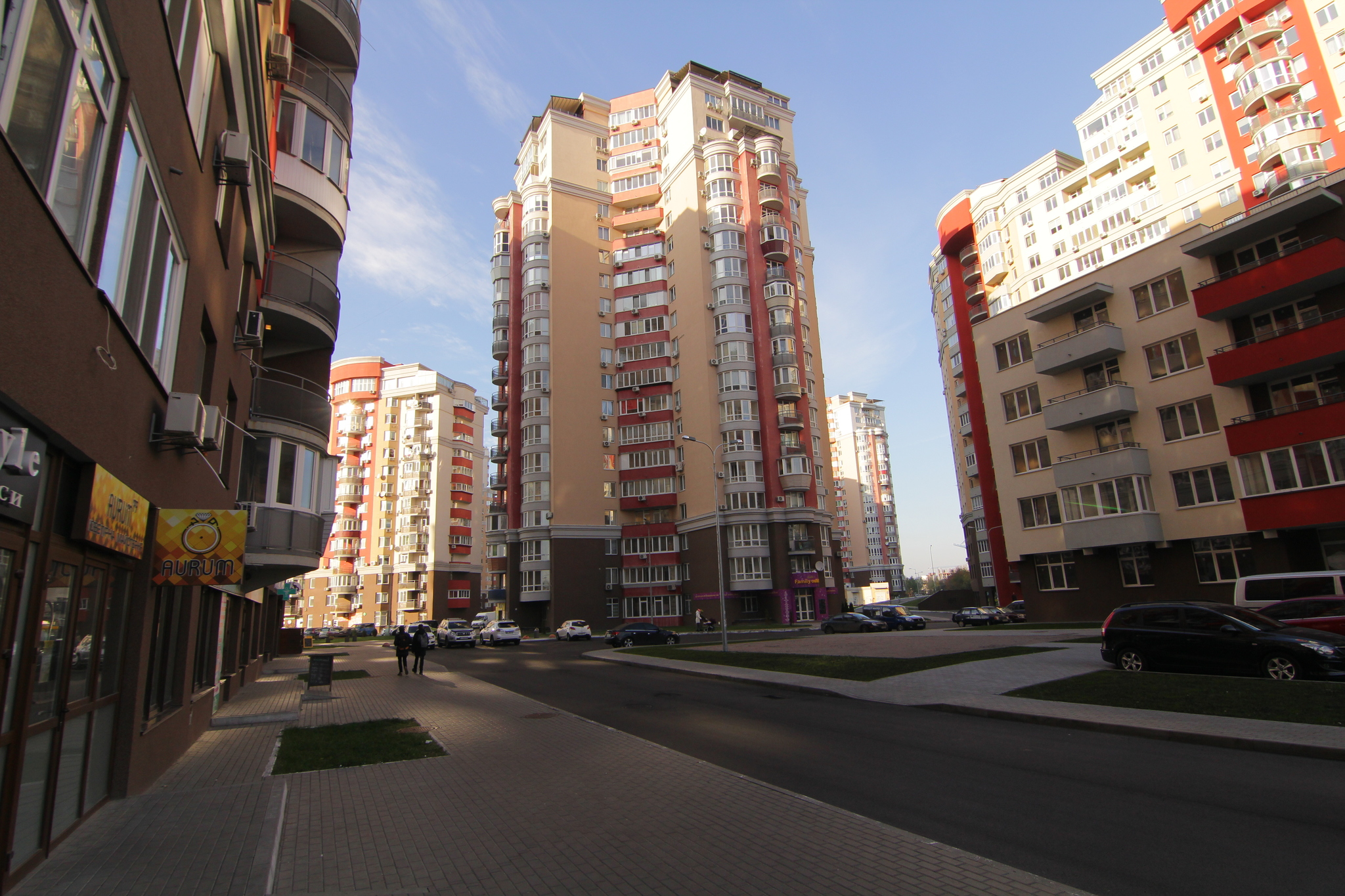Київ, Ломоносова вул., 48А