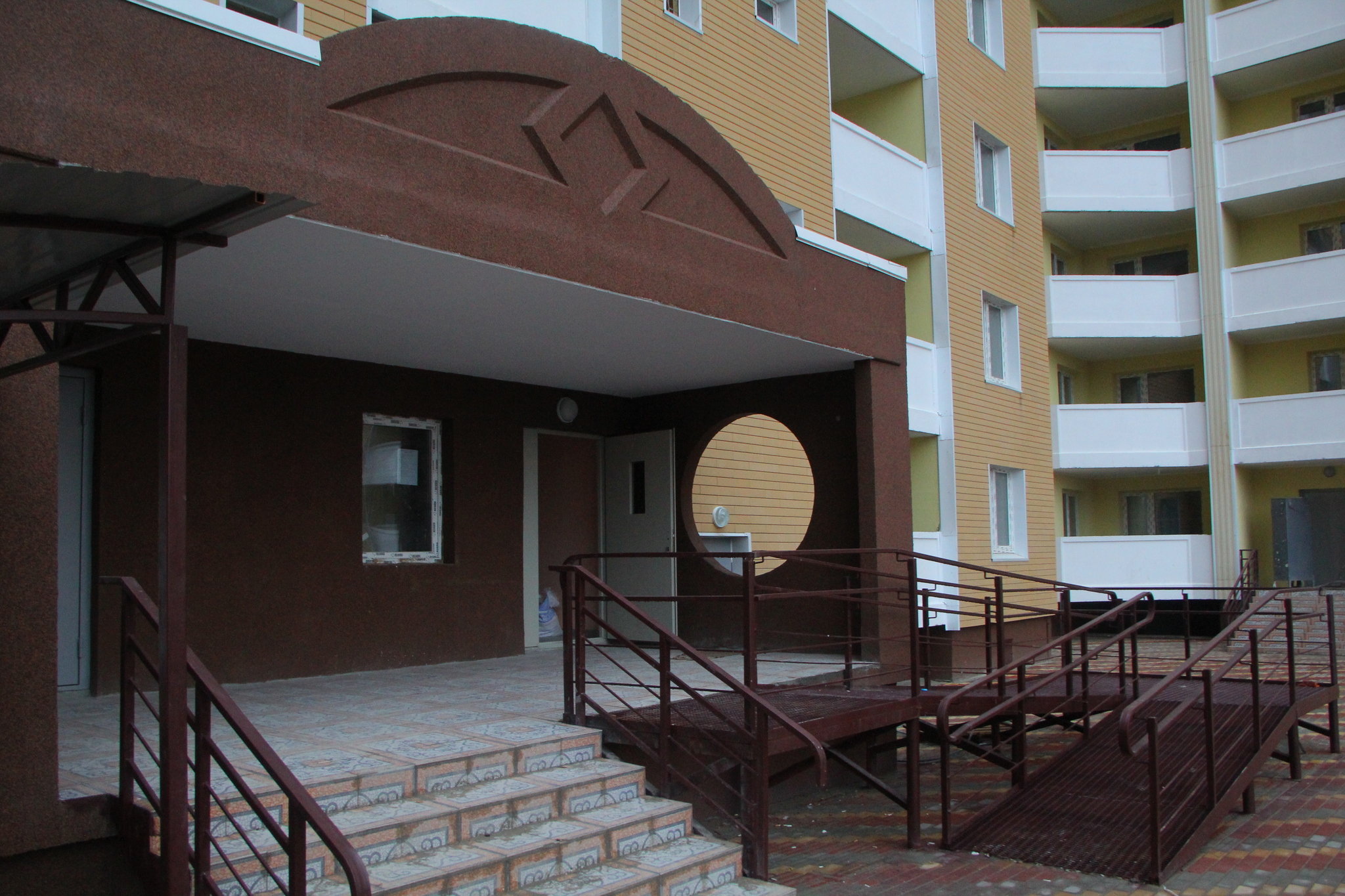 Киев, Сергея Данченко ул., 1