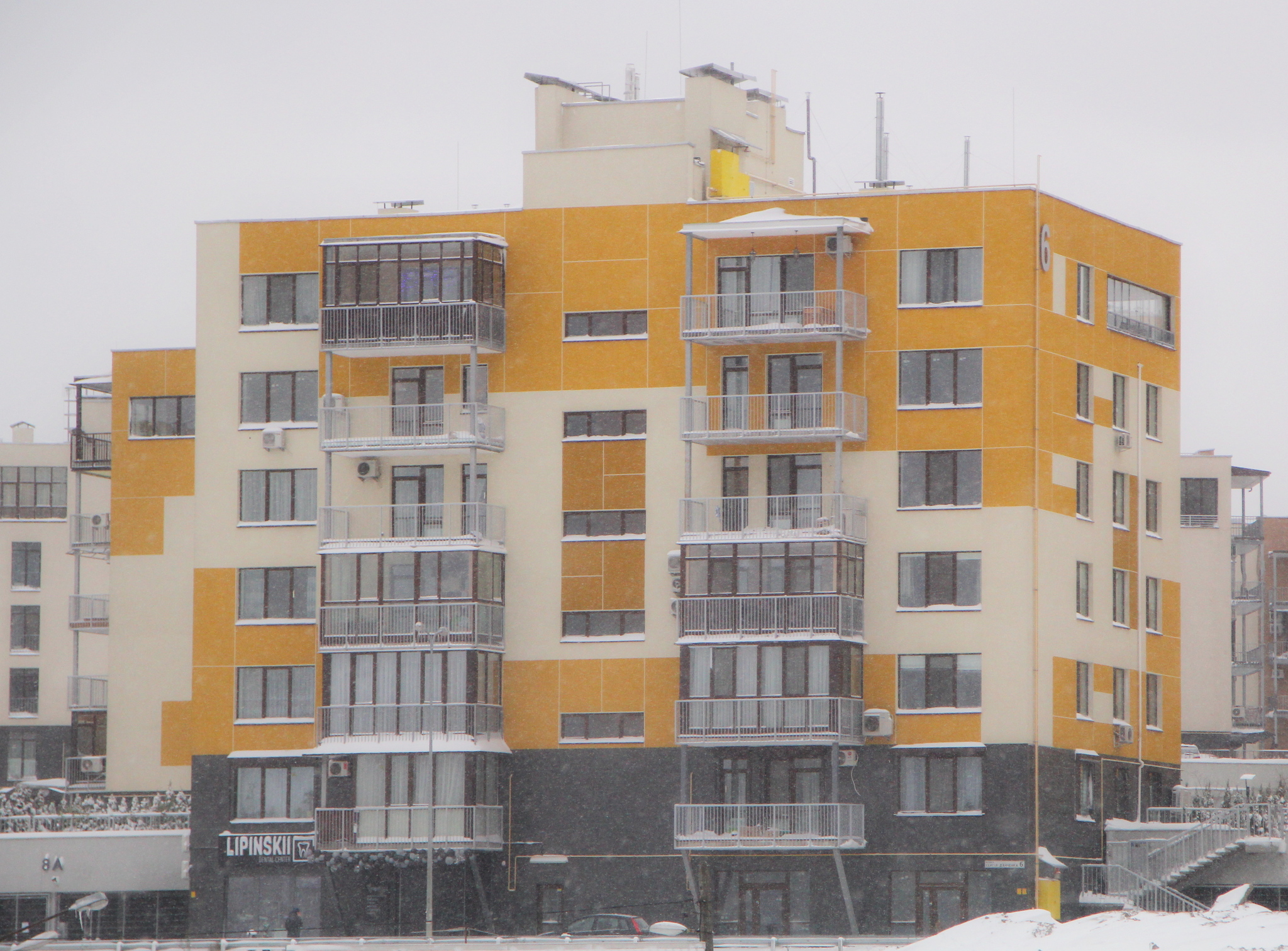 Київ, Сергія Данченка вул., 6