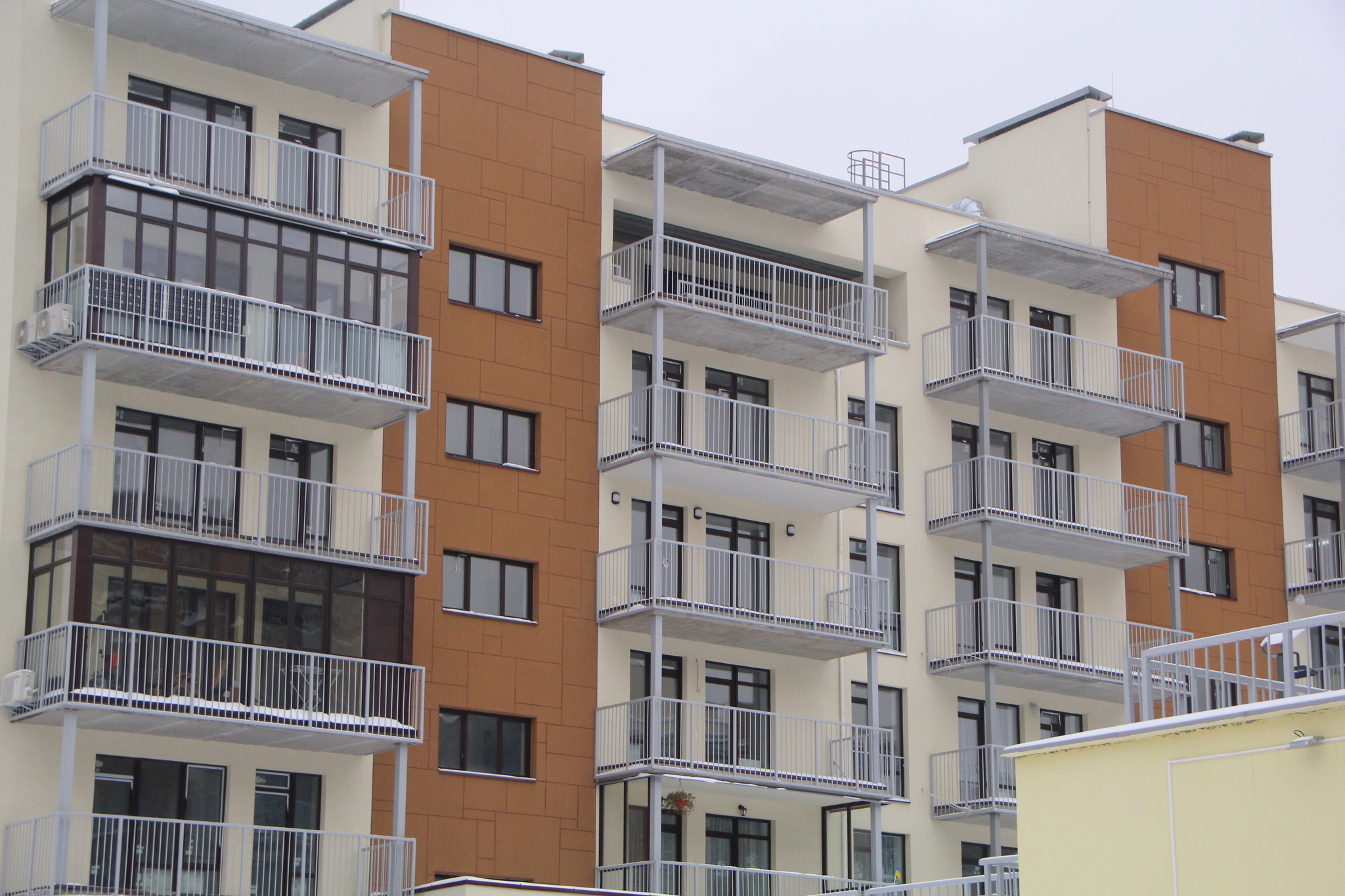 Київ, Сергія Данченка вул., 16