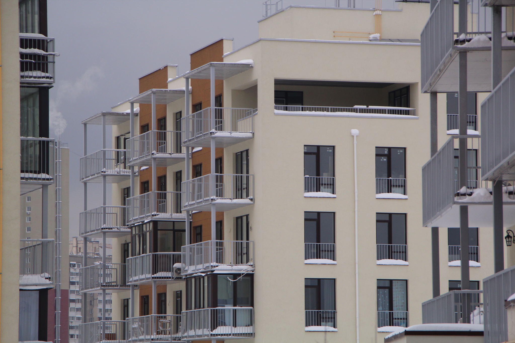 Київ, Сергія Данченка вул., 14