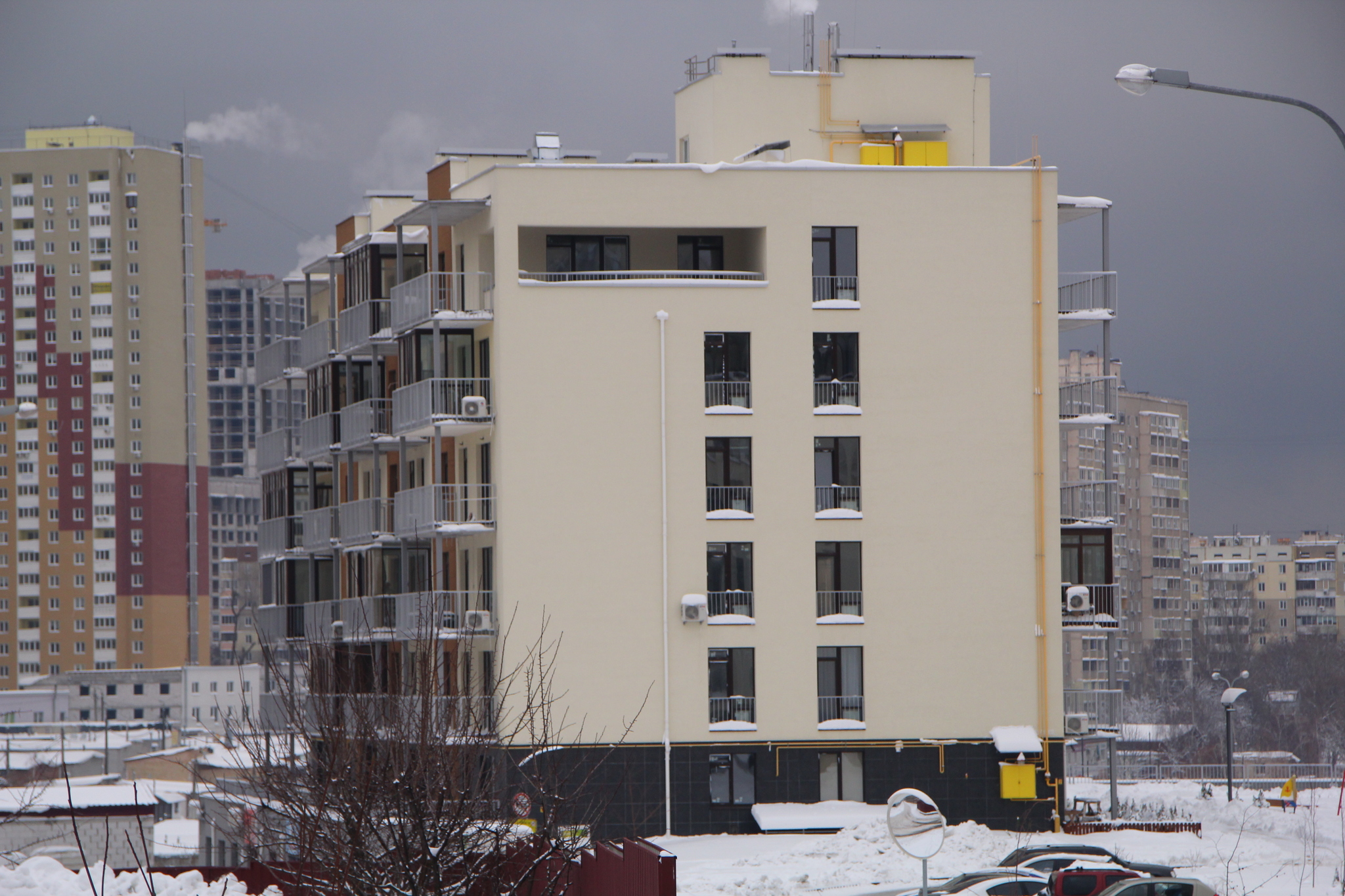 Київ, Сергія Данченка вул., 12