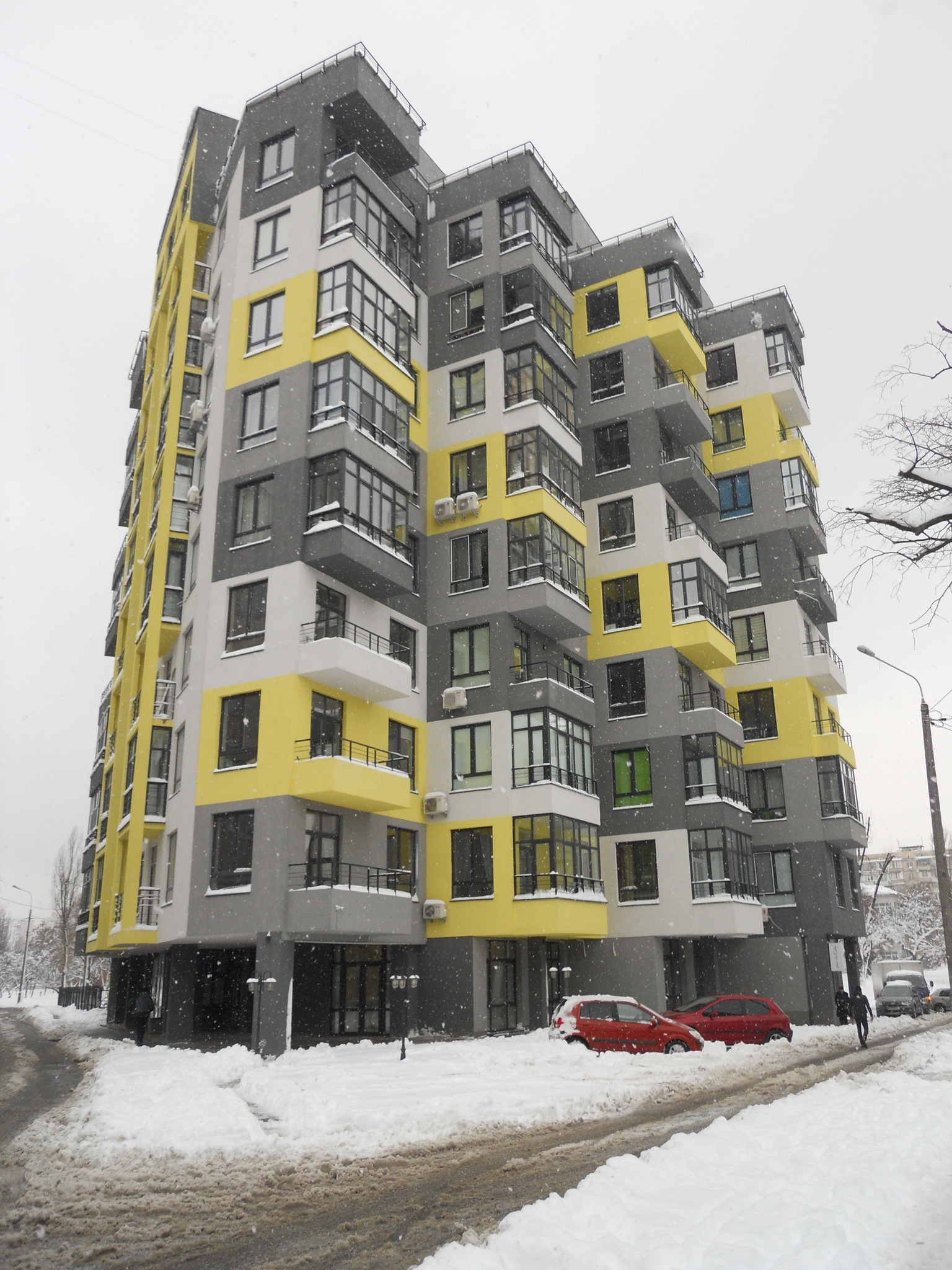 Киев, Юности ул., 8А