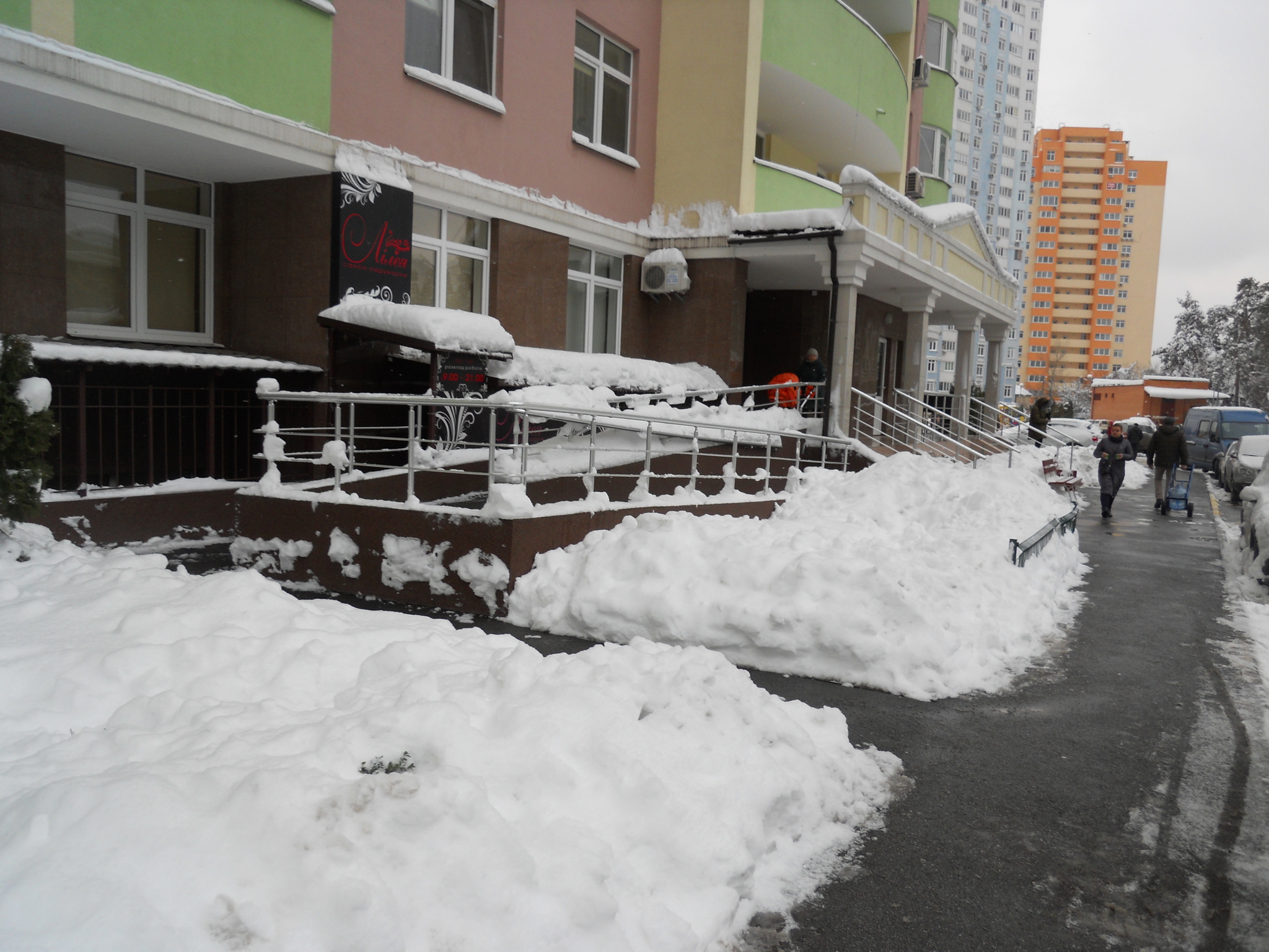 Киев, Воскресенская ул., 14Б