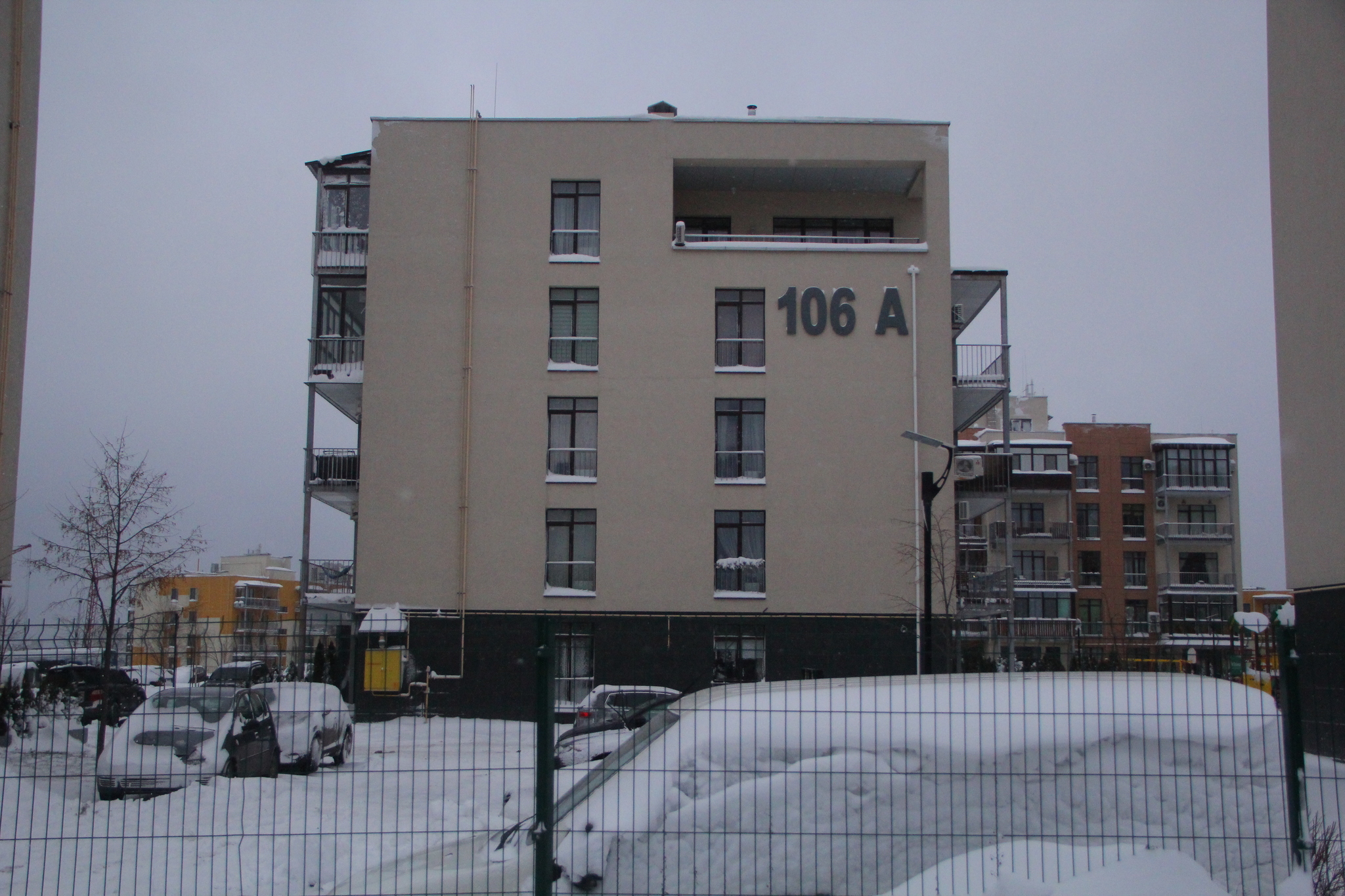 Продажа 3-комнатной квартиры 86 м², Замковецкая ул., 106А