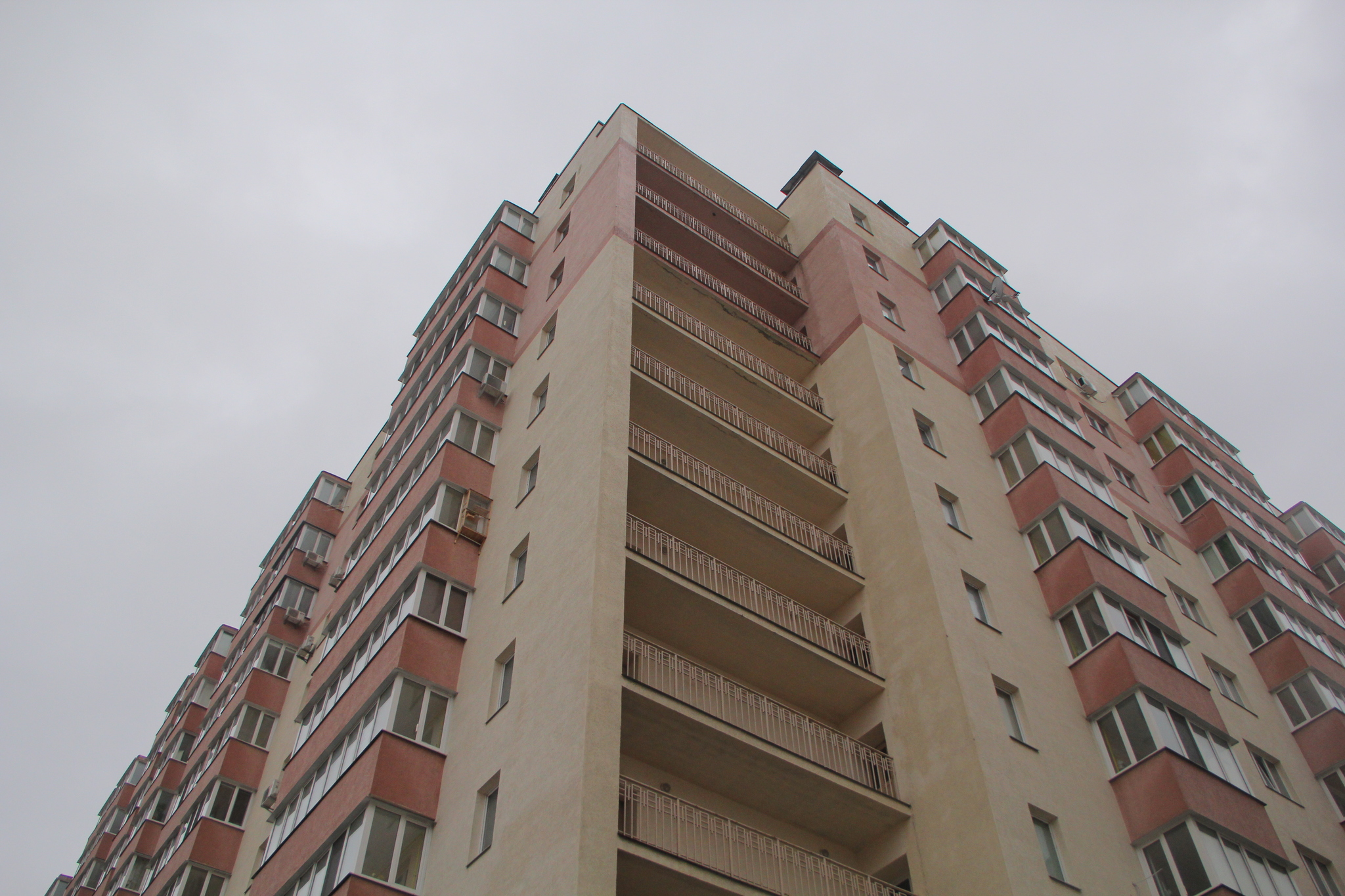 Київська обл., Києво-Святошинський район, с. Софіївська Борщагівка, Боголюбова вул., 8