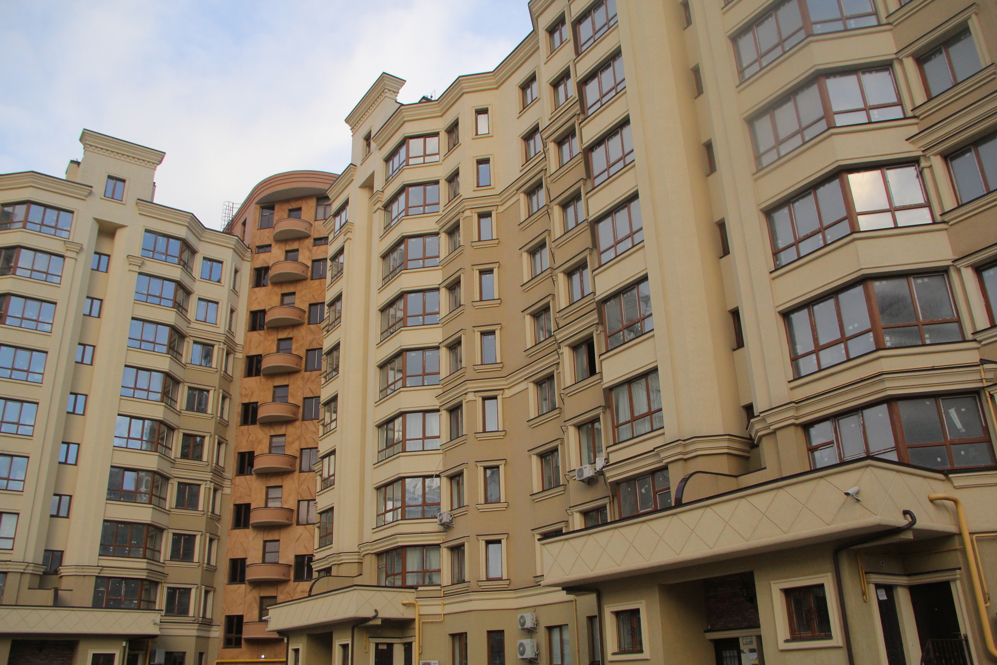 Київська обл., Києво-Святошинський район, с. Софіївська Борщагівка, Івана Франка вул., 15/44