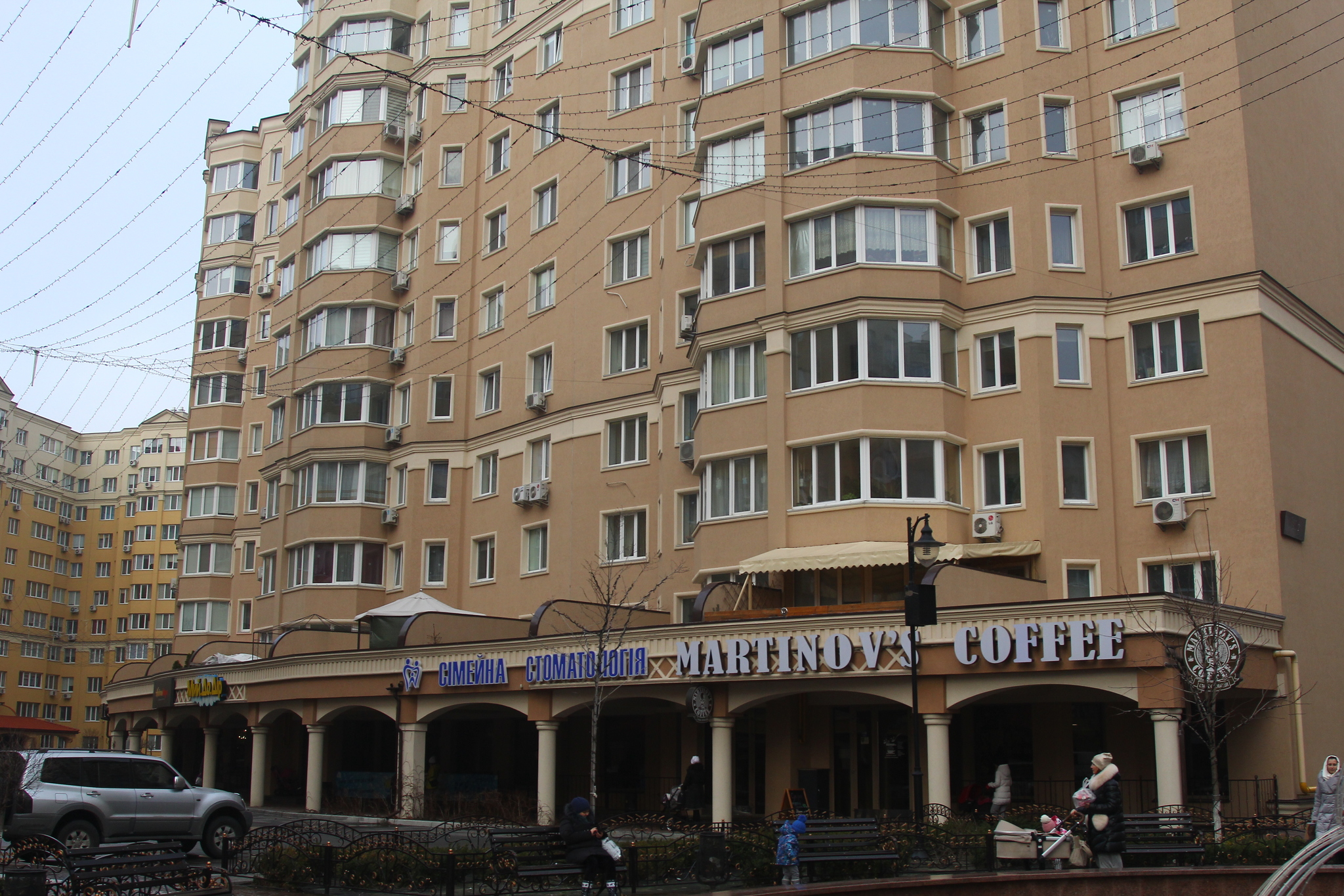 Киевская обл., Киево-Святошинский район, с. Софиевская Борщаговка, Мира ул., 27