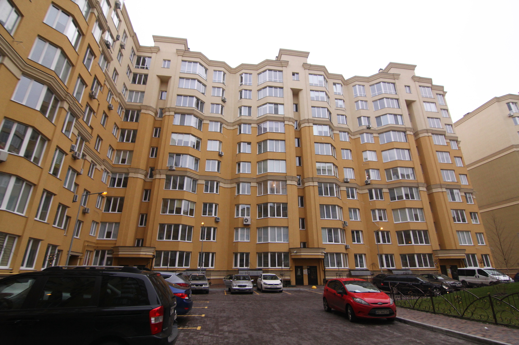 Київська обл., Києво-Святошинський район, с. Софіївська Борщагівка, Житня вул., 17