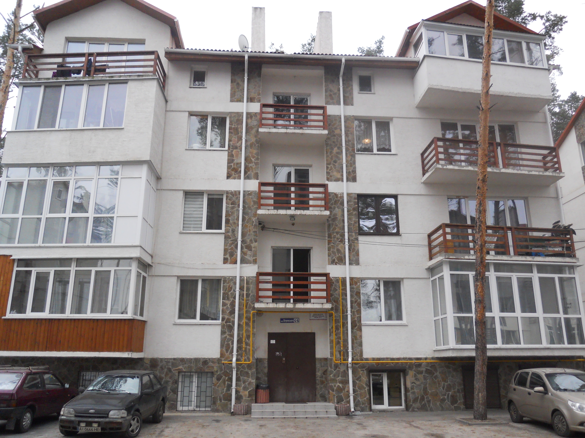 Київська обл., Бучанський район, м. Ірпінь, Єрошенко вул., 12Б