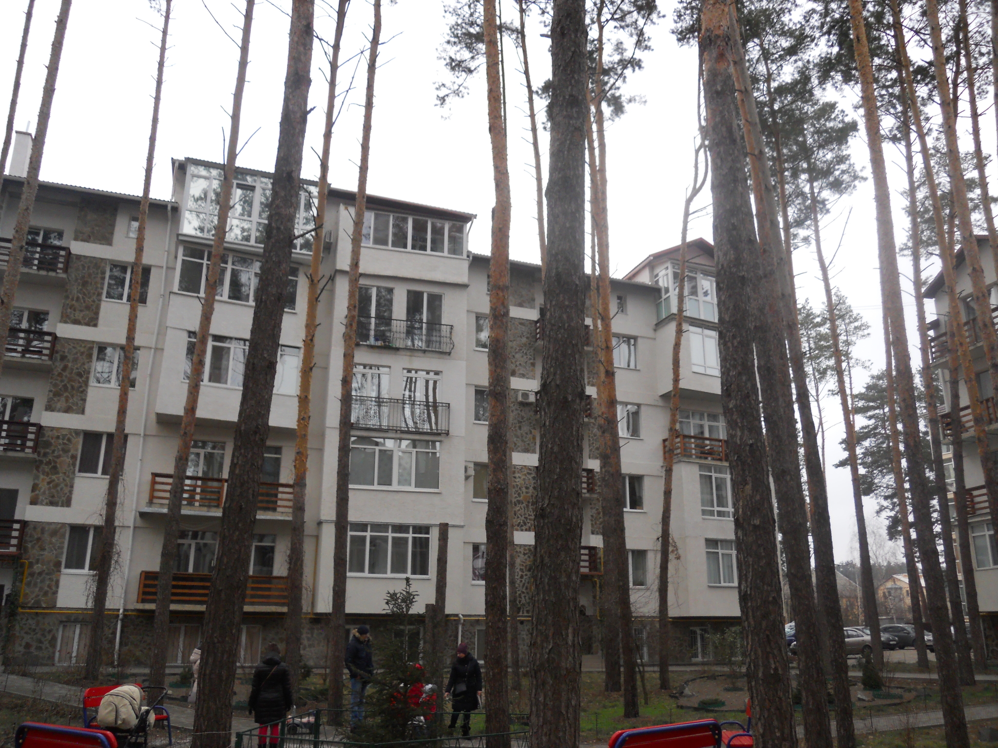 Київська обл., Бучанський район, м. Ірпінь, Єрошенко вул., 12В