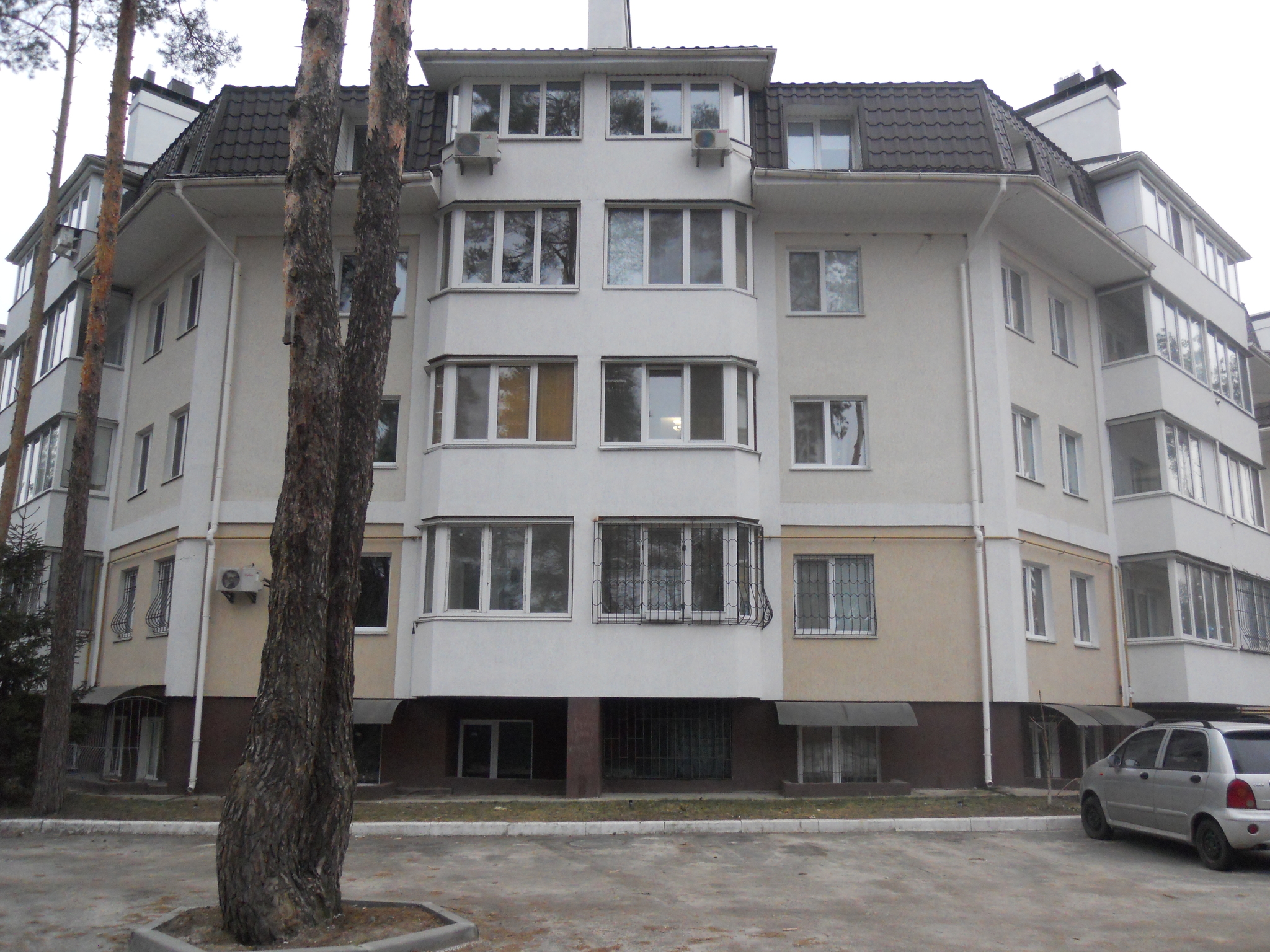 Київська обл., Бучанський район, м. Ірпінь, Матросова вул., 21В