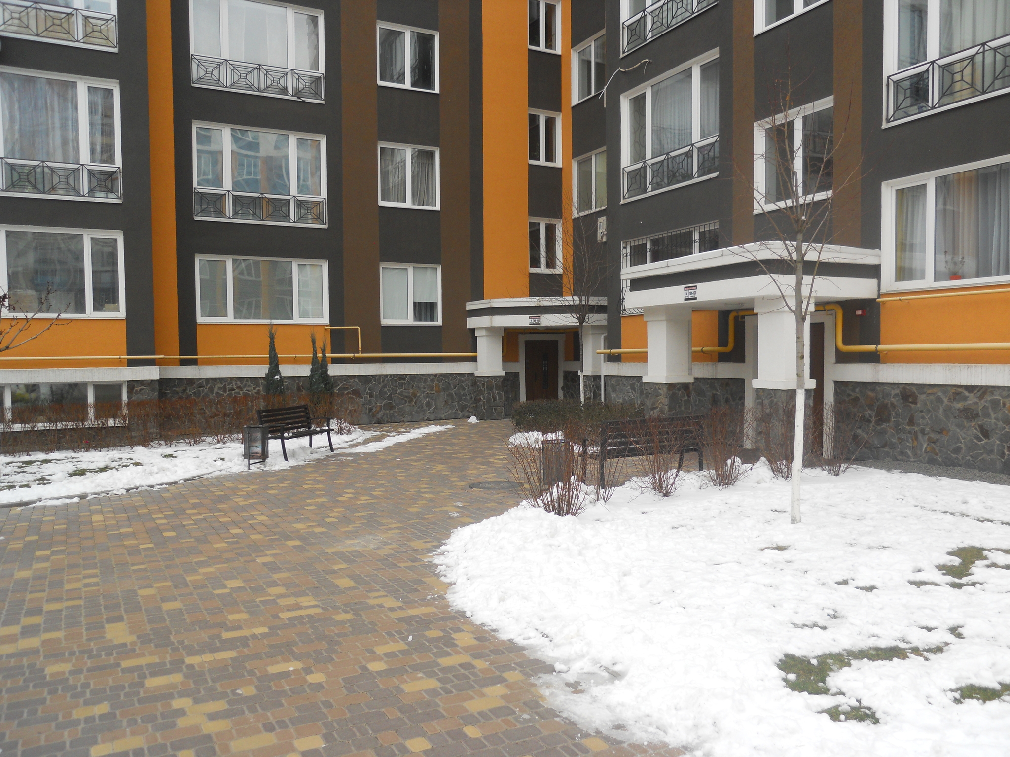 Київська обл., Бучанський район, м. Ірпінь, Джерельна вул., 2