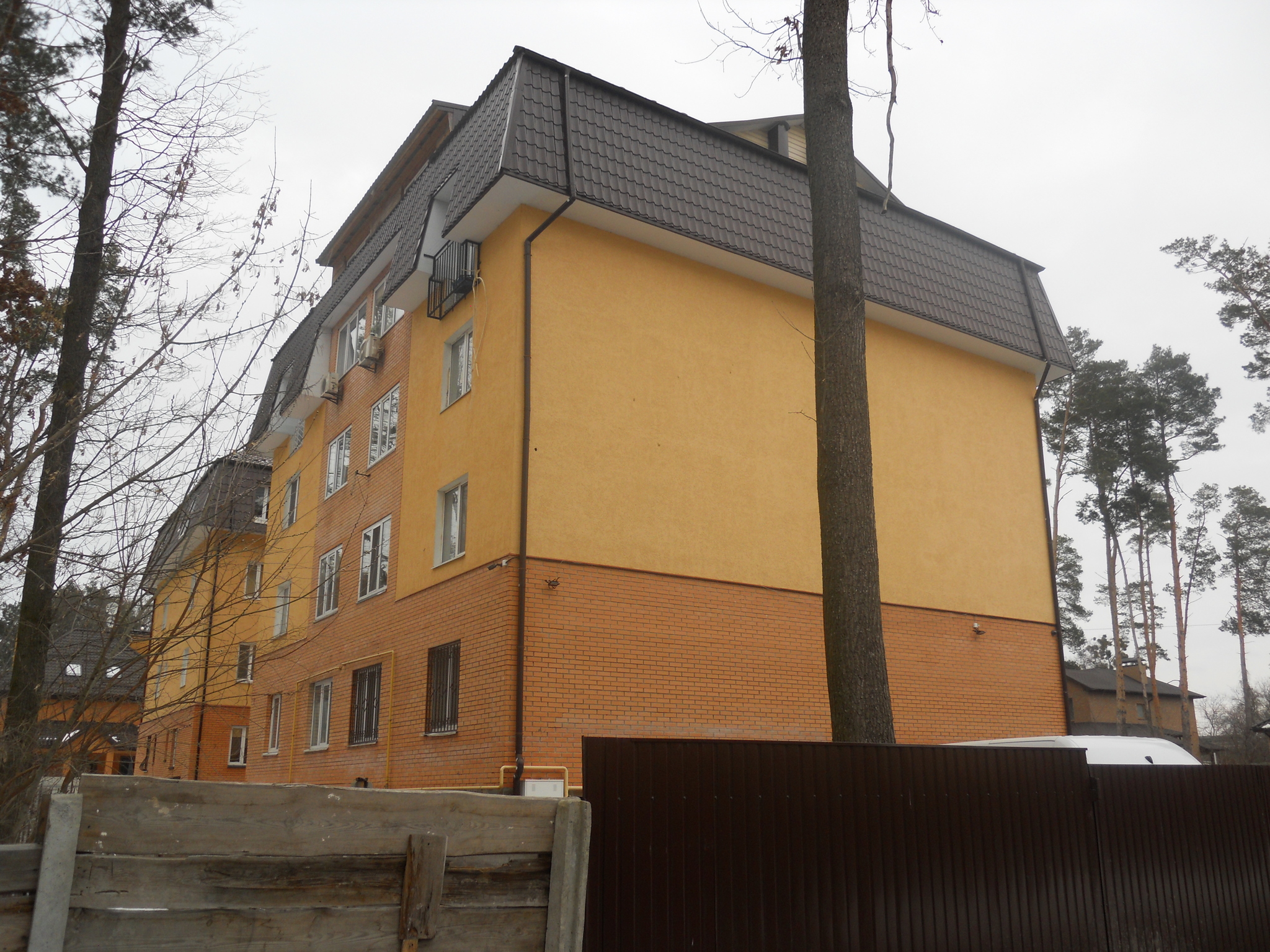 Київська обл., Бучанський район, м. Ірпінь, Полтавська вул., 31К