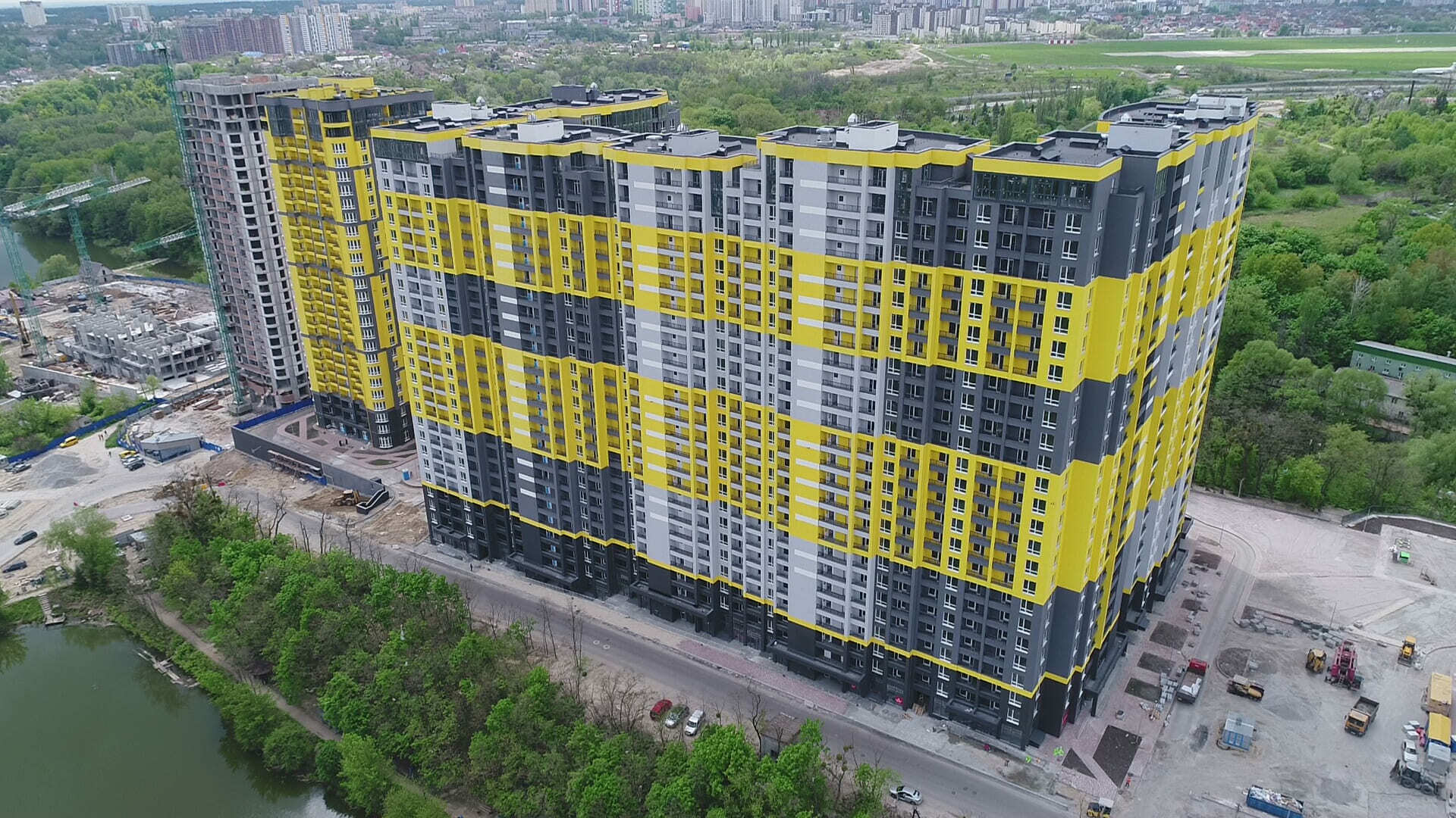 Хід будівництва ЖК Медовий, трав, 2021 рік