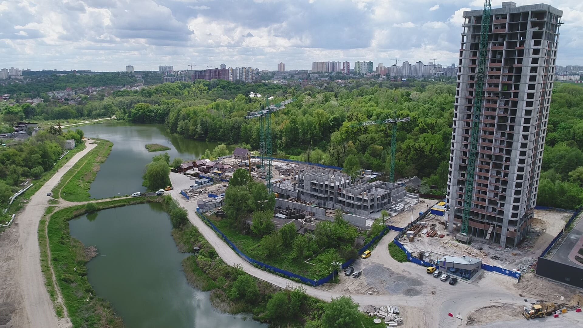 Хід будівництва ЖК Медовий-2, трав, 2021 рік