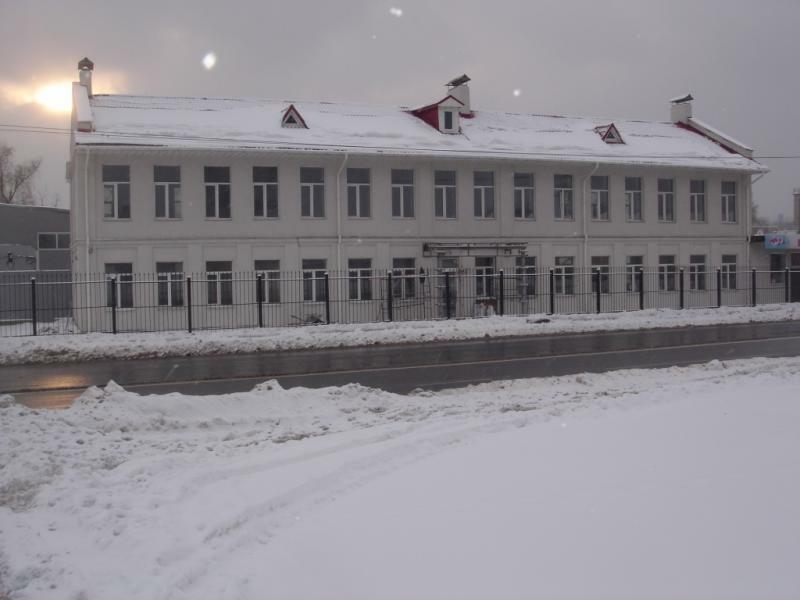 Київ, Електриків вул., 10