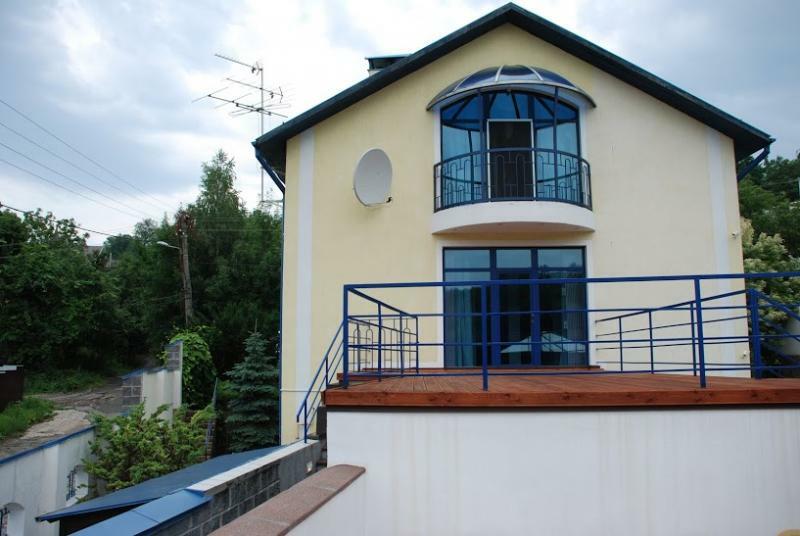 Киев, Энергетиков ул., 12