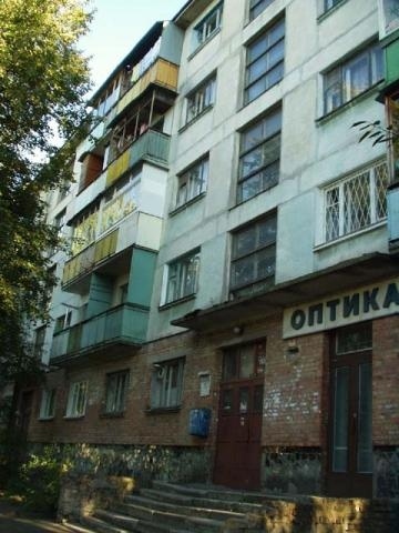 Киев, Эстонская ул., 7